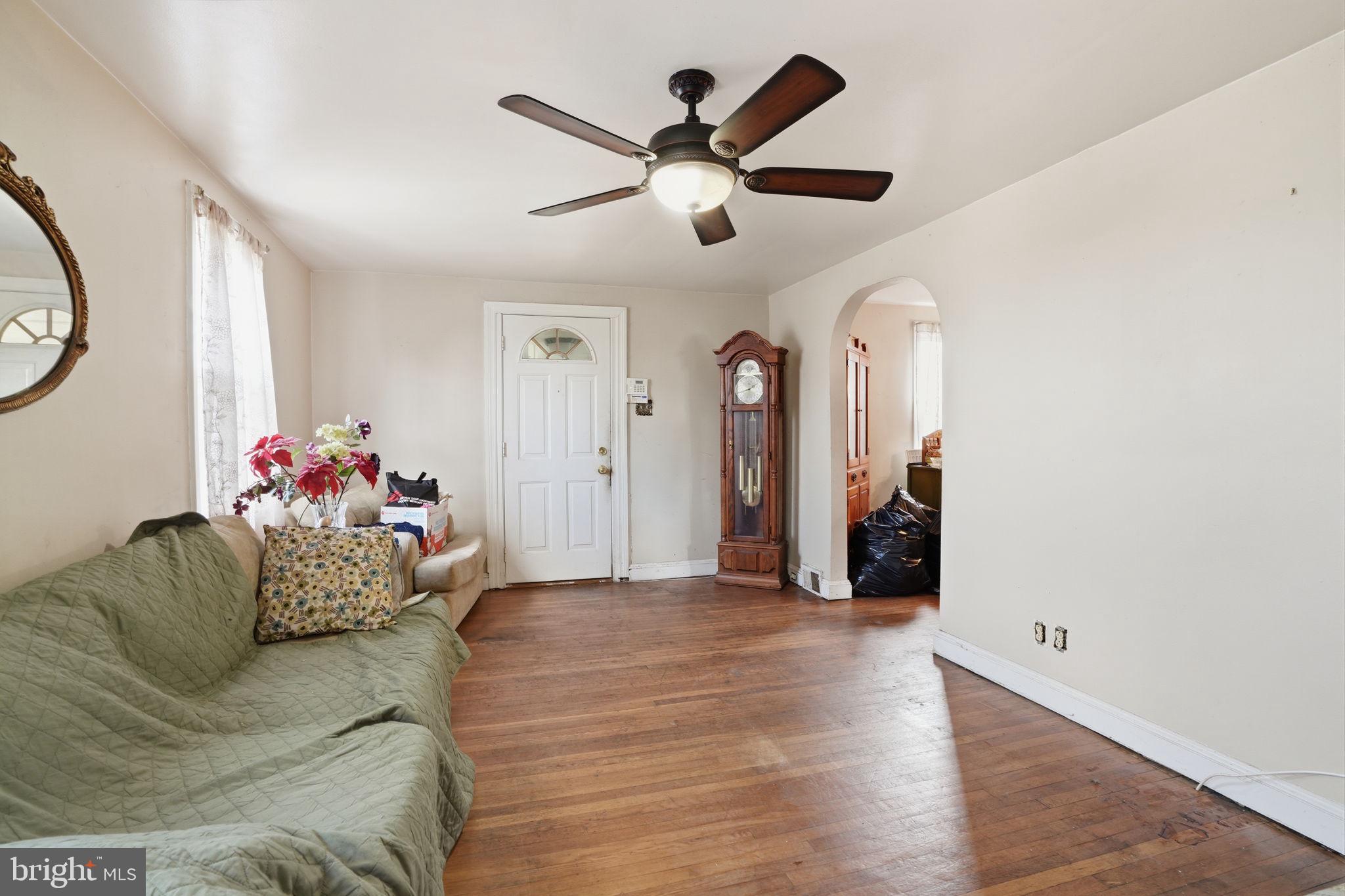 INTERNATIONAL VIL - Residential