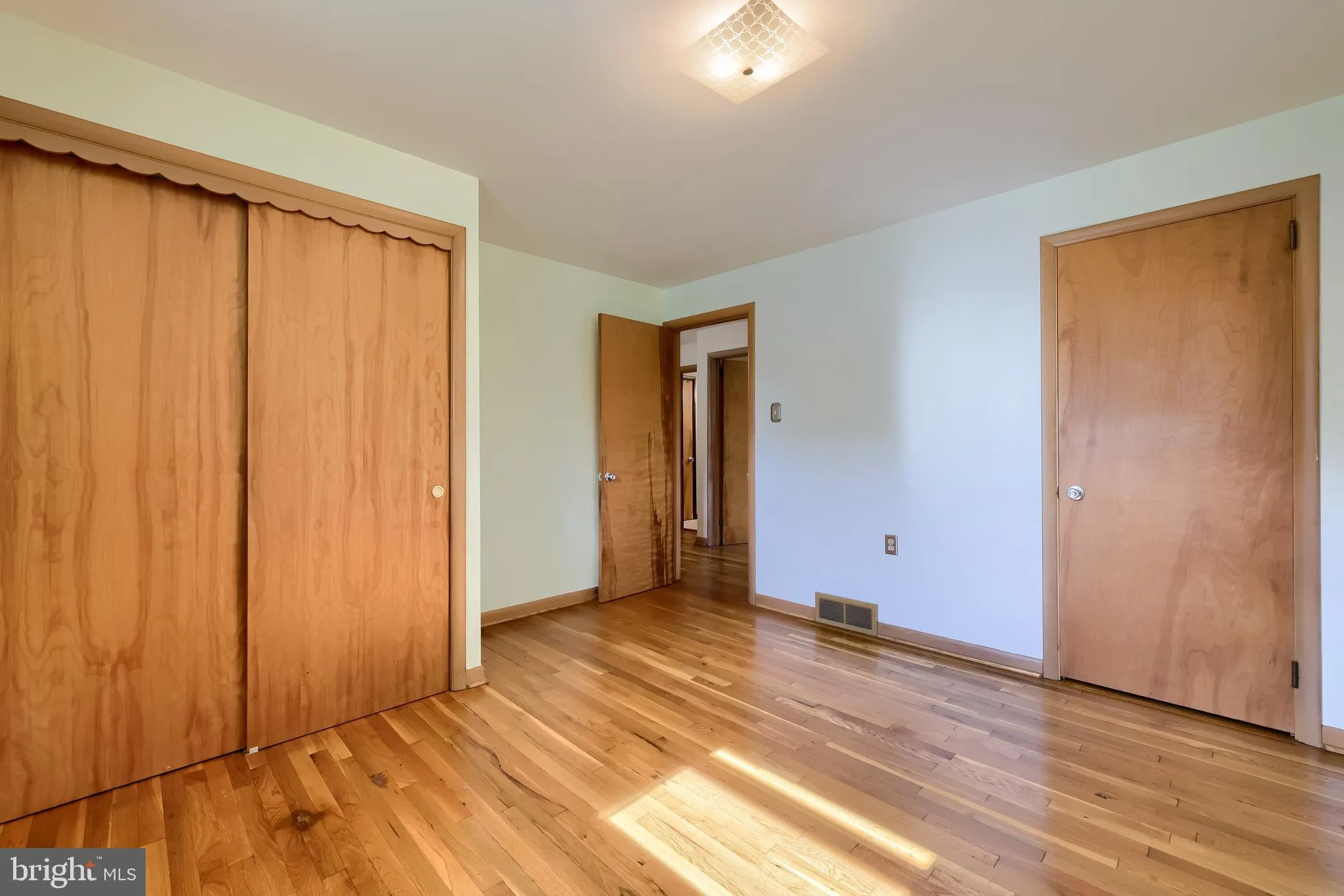 Lancaster, Pennsylvania 17601, United States, 3 Bedrooms Bedrooms, ,2 BathroomsBathrooms,Residential,Coming Soon,235157