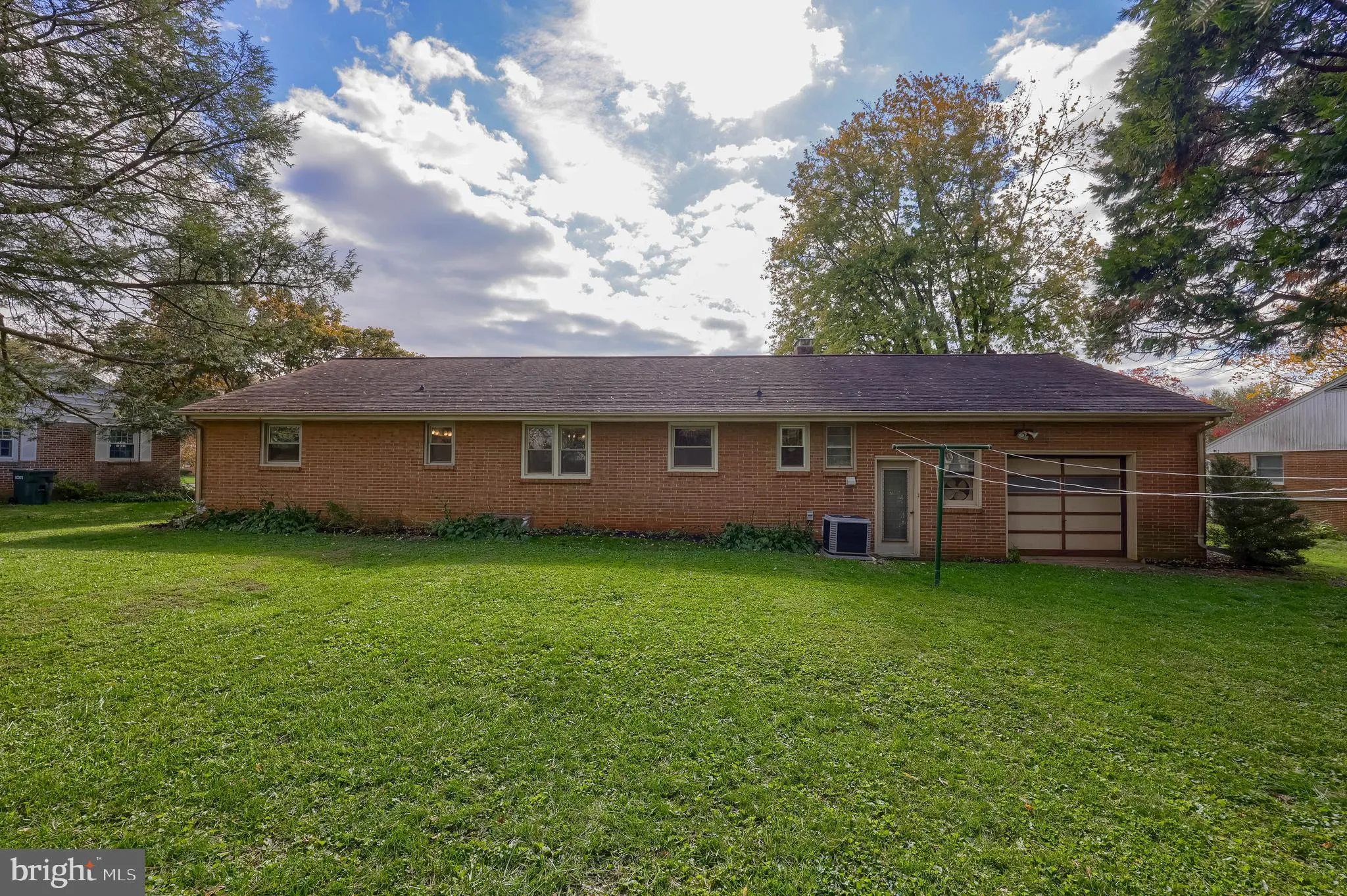 Lancaster, Pennsylvania 17601, United States, 3 Bedrooms Bedrooms, ,2 BathroomsBathrooms,Residential,Coming Soon,235157