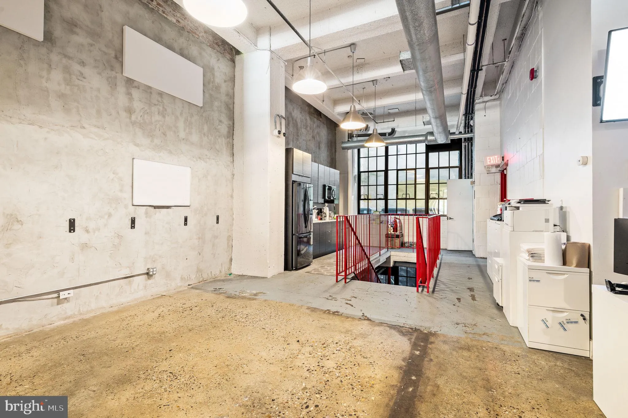 Philadelphia, Pennsylvania 19106, United States, ,Commercial,Active,47065