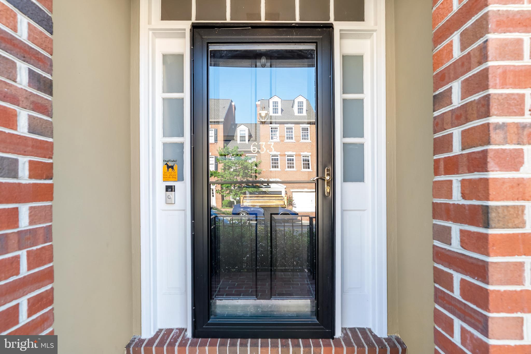 633 S COLUMBUS STREET