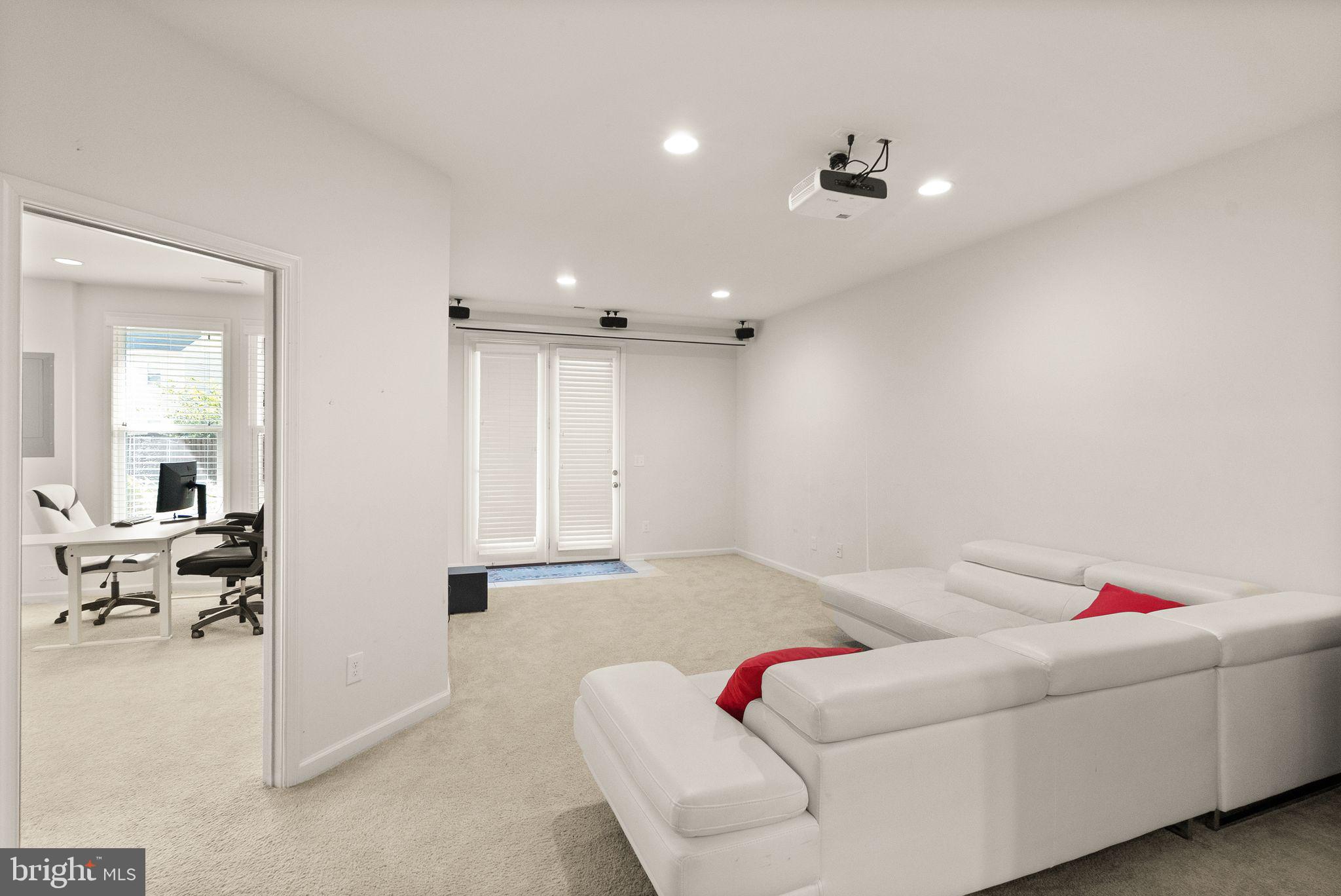 BRAMBLETON - Residential