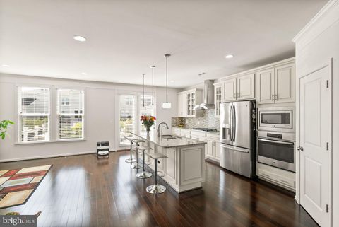 23491 EPPERSON SQUARE BRAMBLETON VA 20148