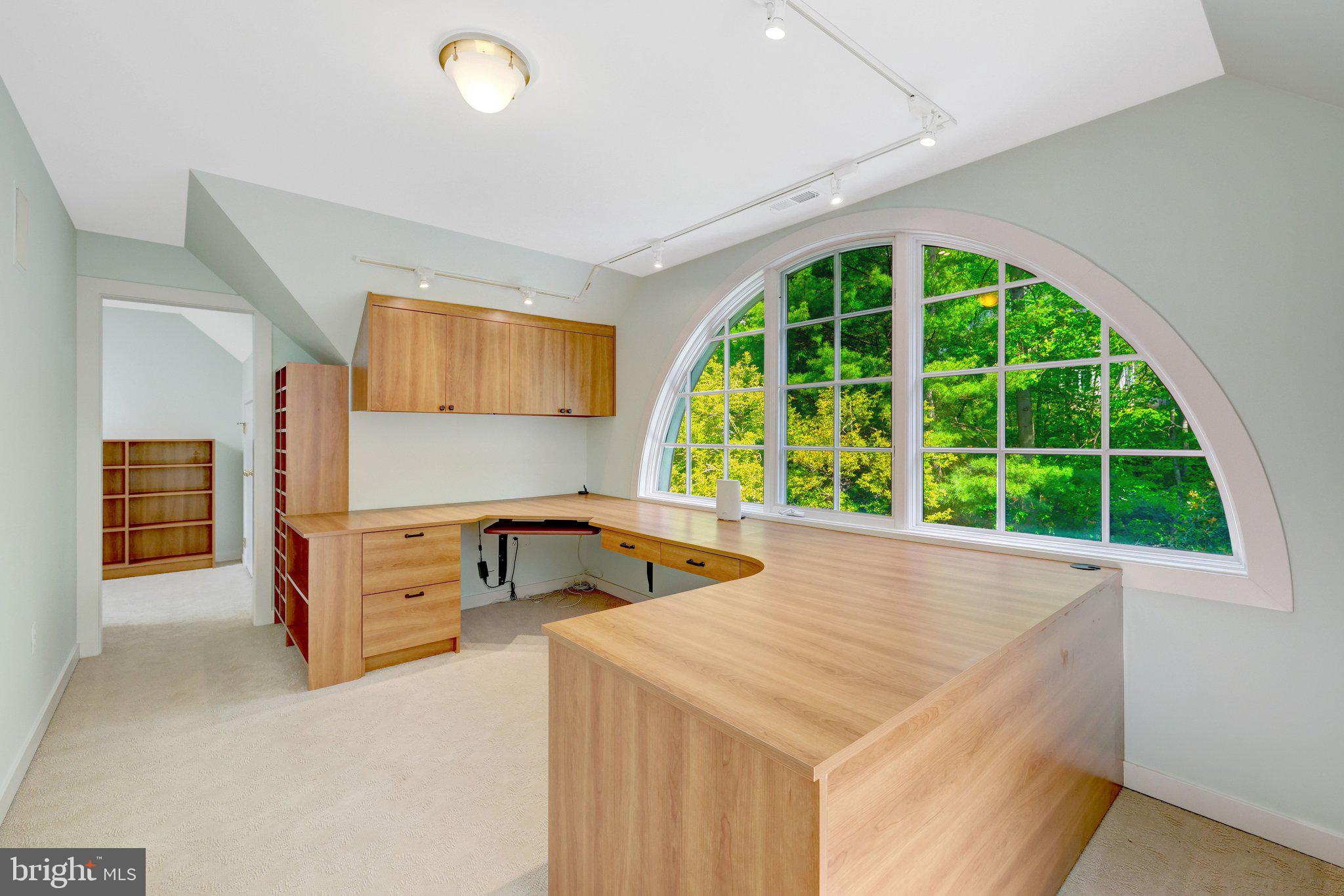 PROSPECT HILL - Residential