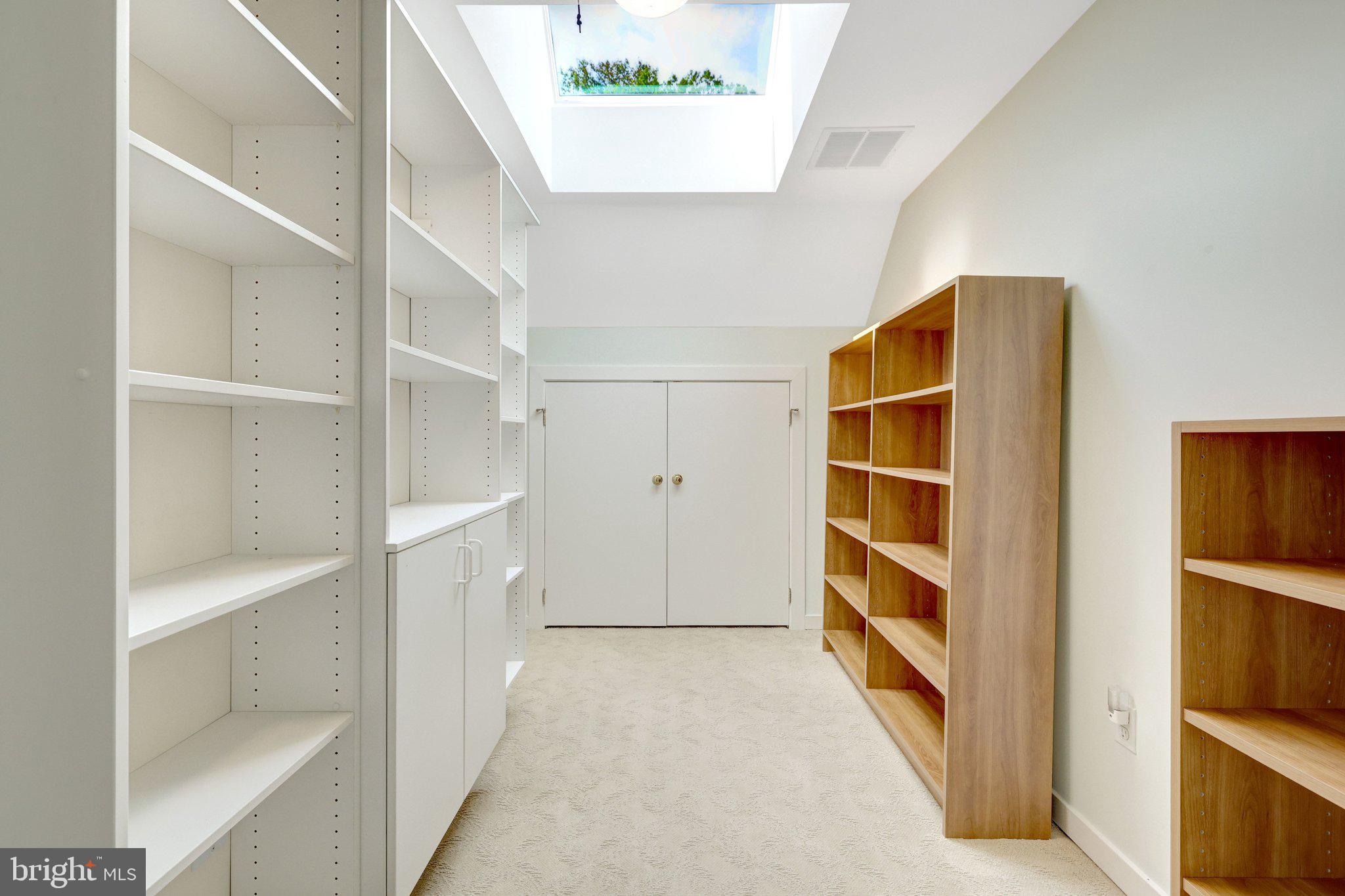 PROSPECT HILL - Residential