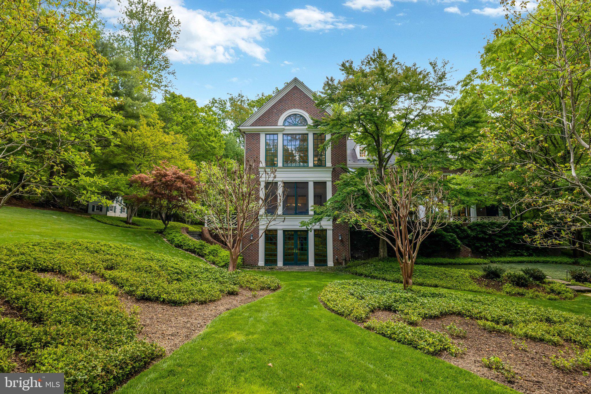 PROSPECT HILL - Residential