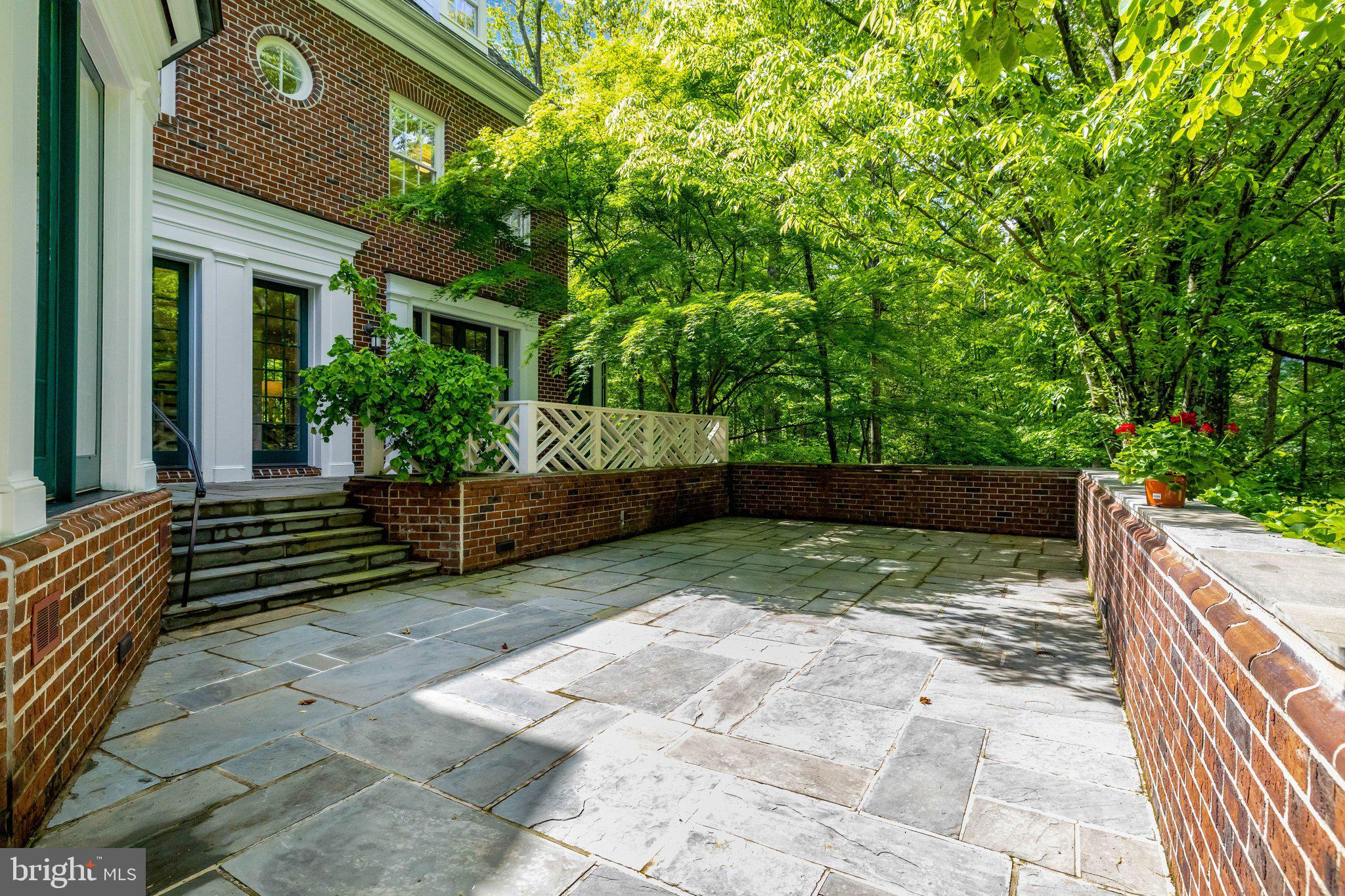 PROSPECT HILL - Residential