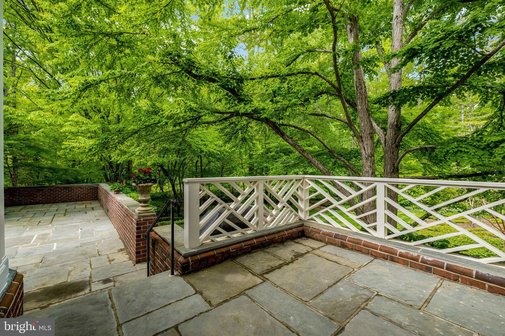 PROSPECT HILL - Residential