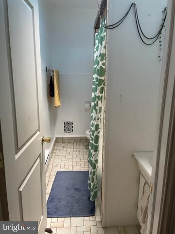 SPRUCE HILL - Residential Lease