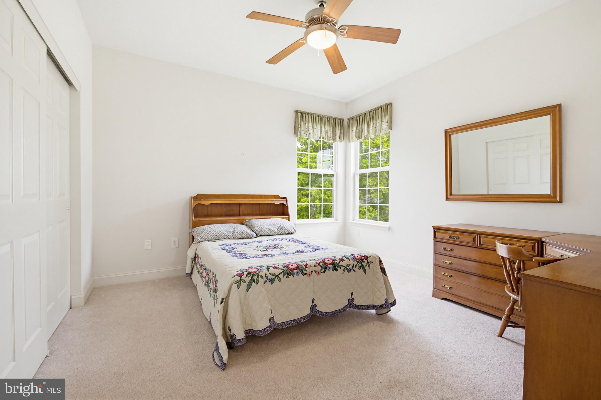 CRESTWOOD - Residential