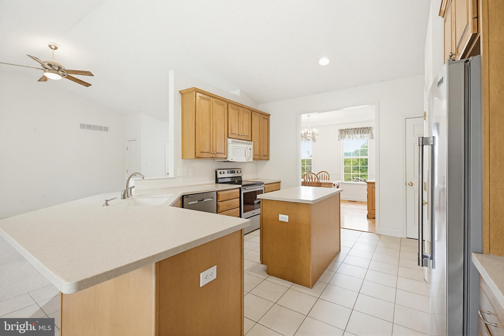 CRESTWOOD - Residential