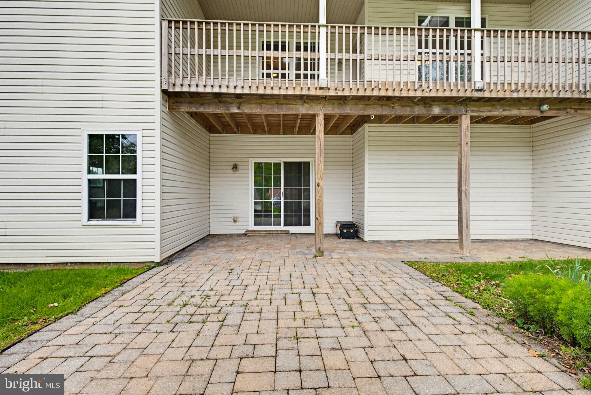 CRESTWOOD - Residential