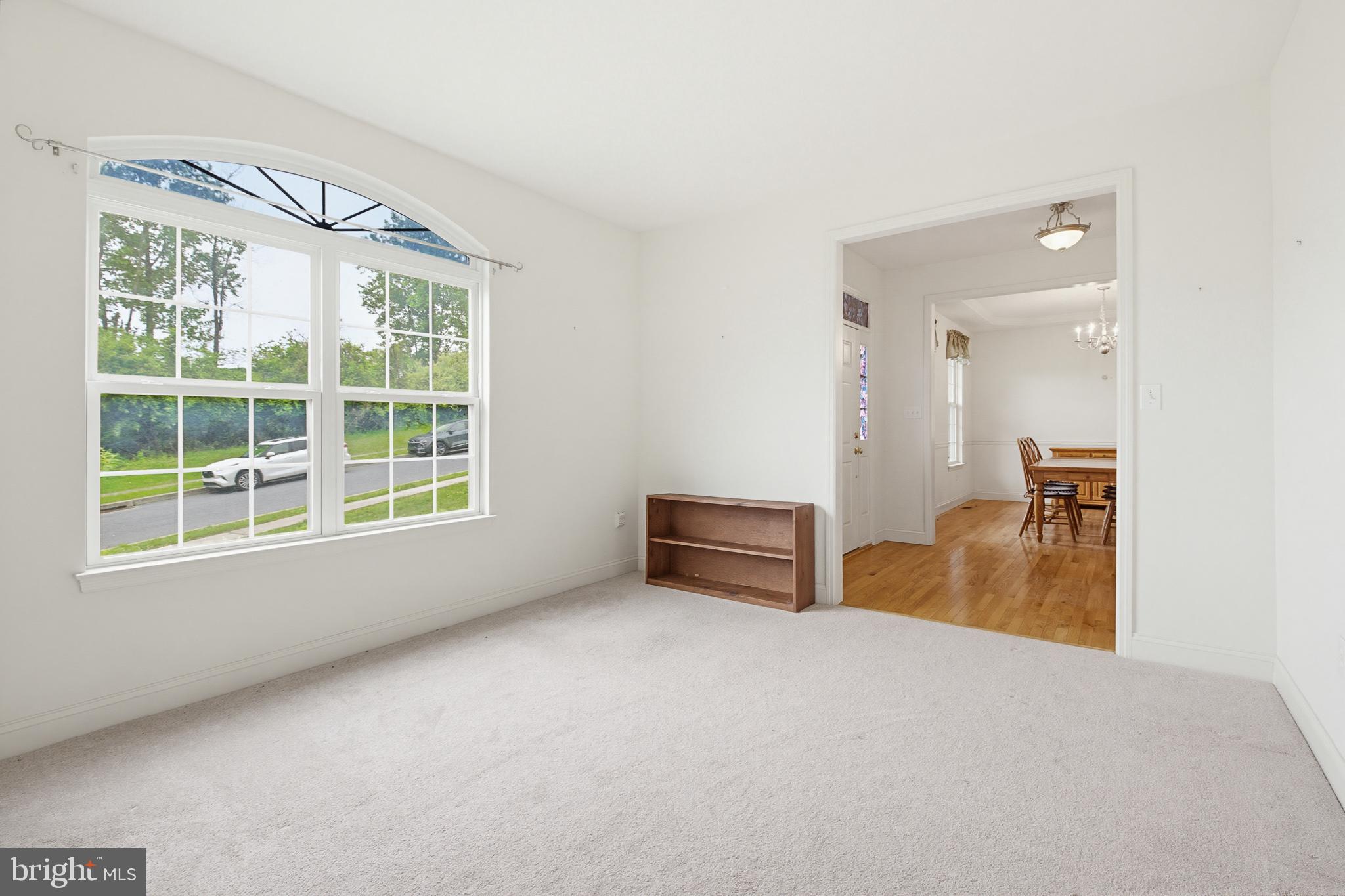 CRESTWOOD - Residential