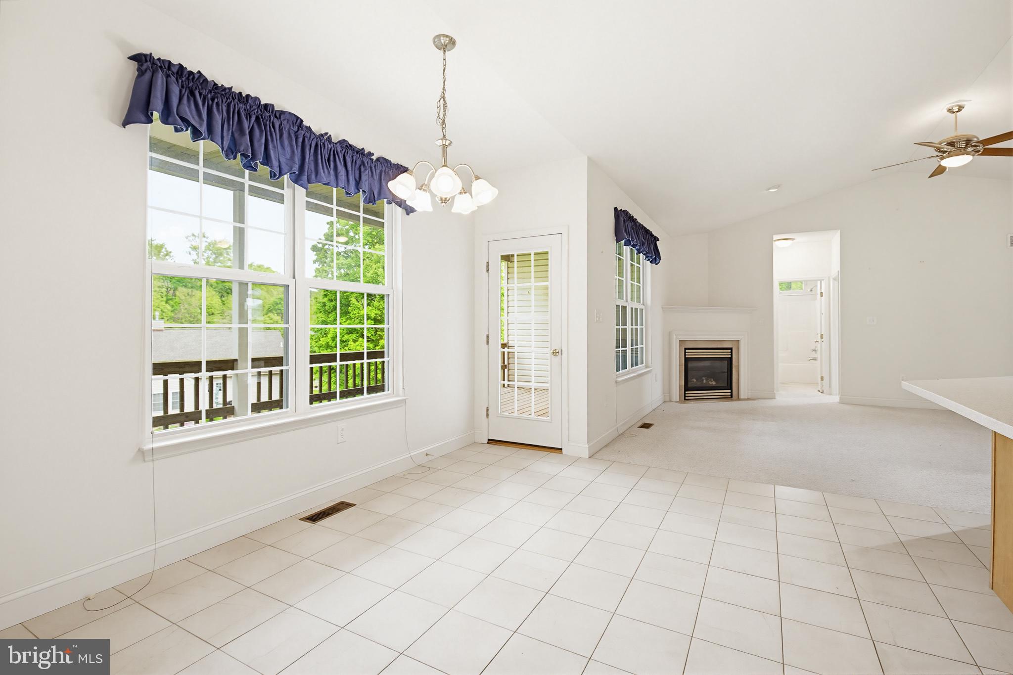 CRESTWOOD - Residential
