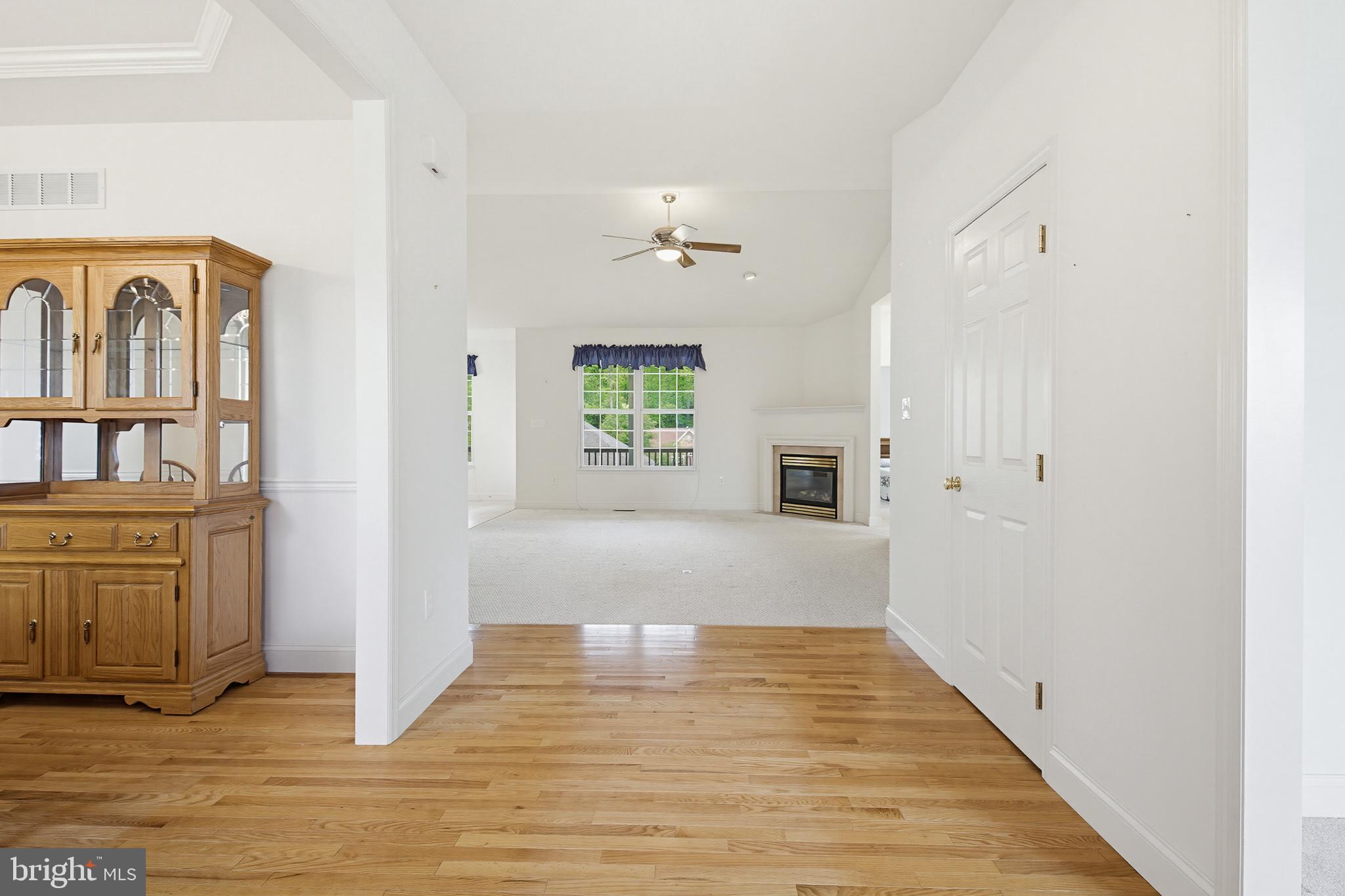 CRESTWOOD - Residential