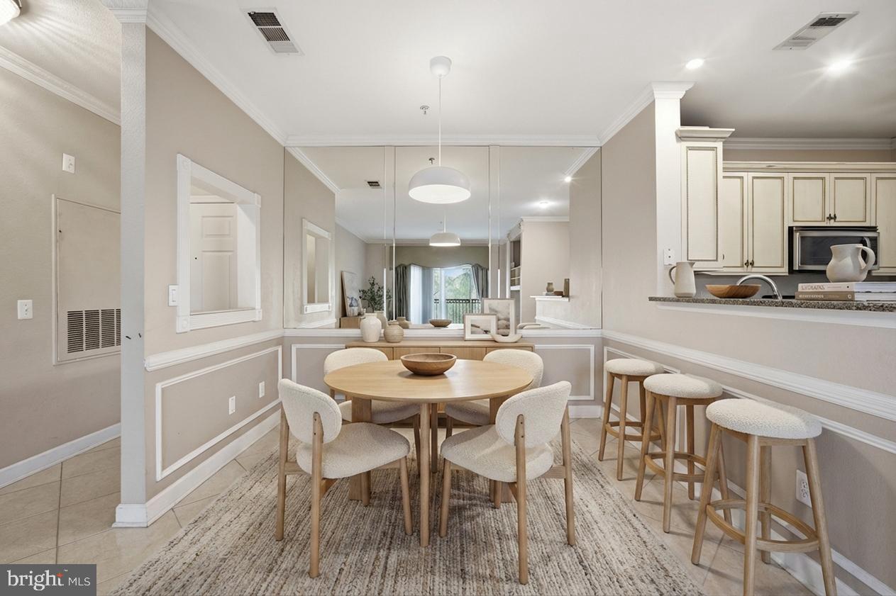 GATES OF MCLEAN - Residential