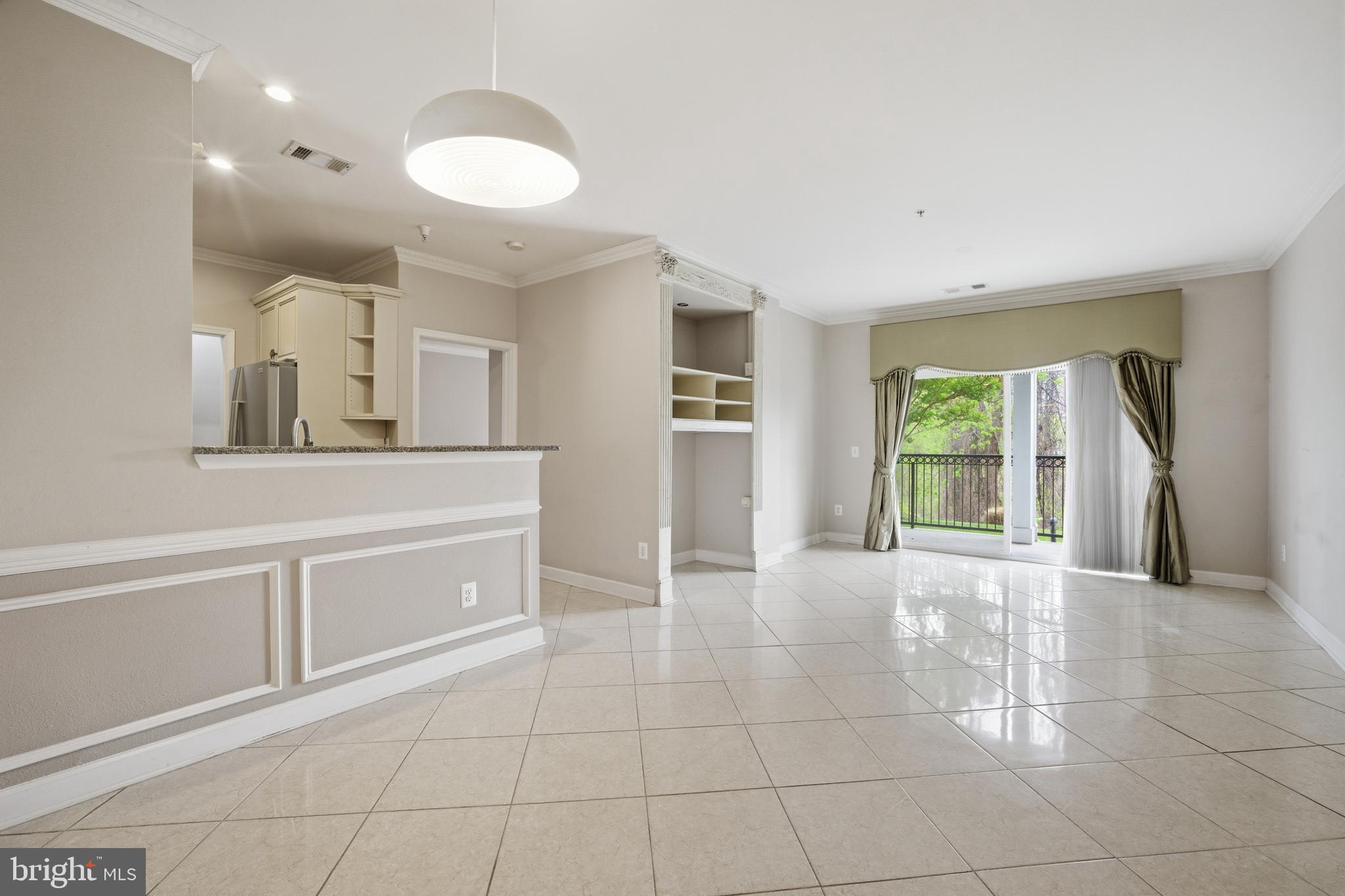 GATES OF MCLEAN - Residential