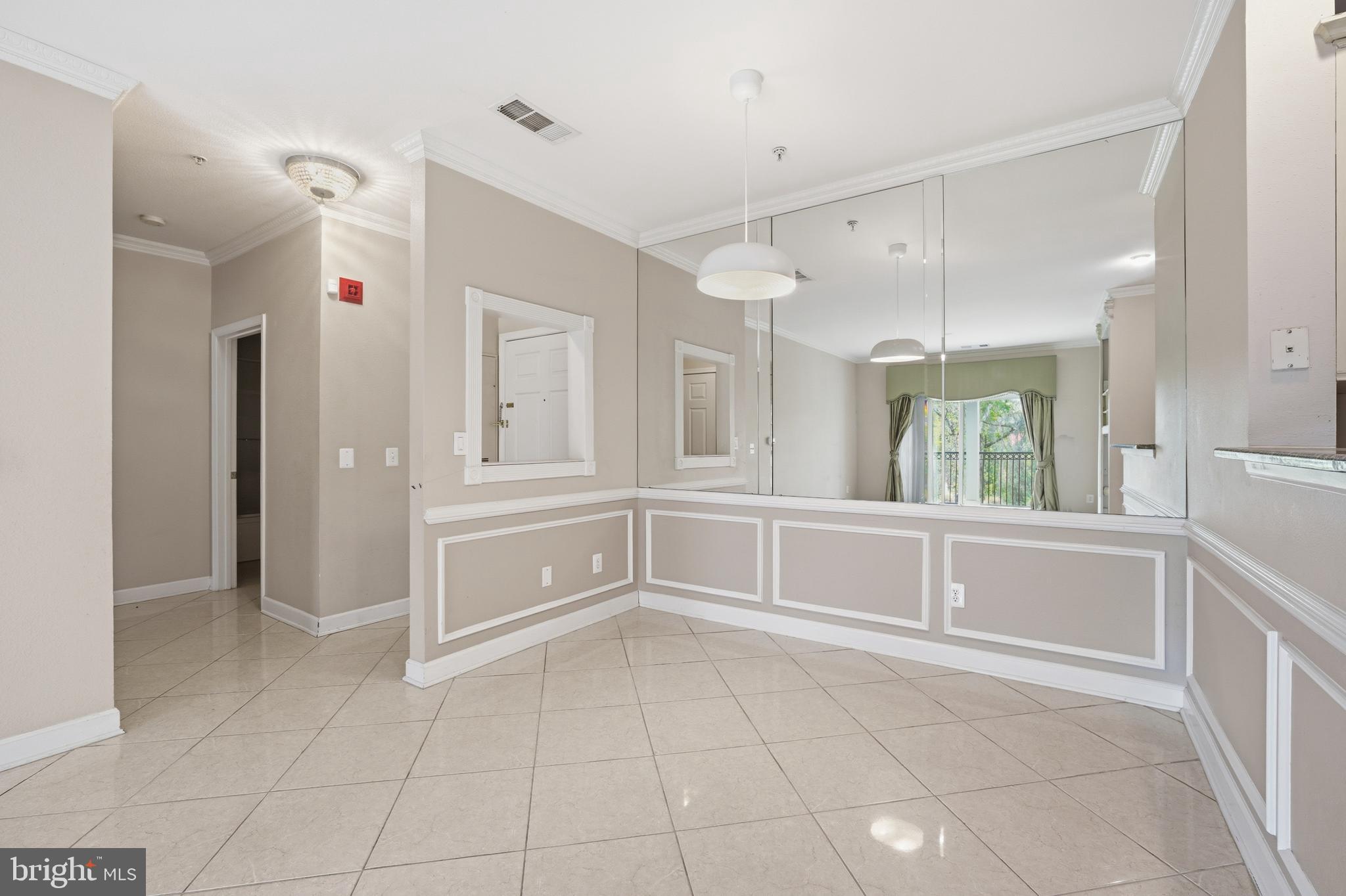 GATES OF MCLEAN - Residential