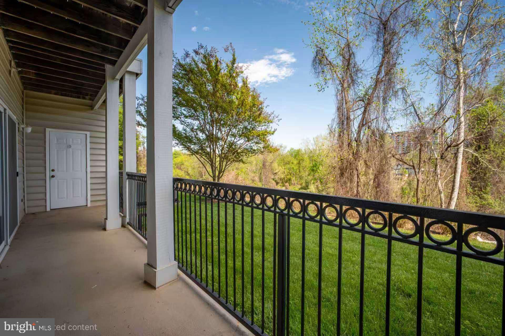 GATES OF MCLEAN - Residential