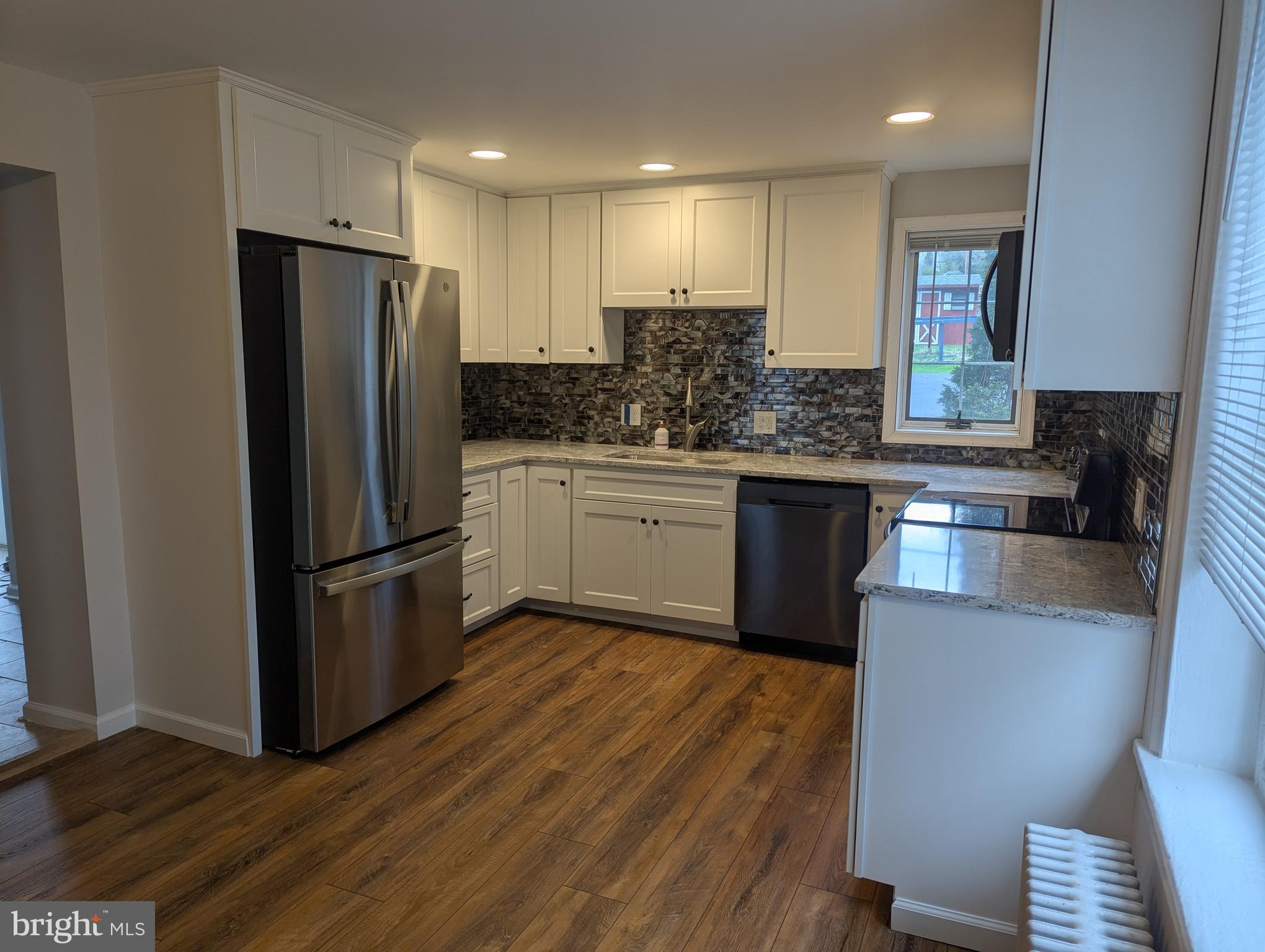 3507 BROADWAY