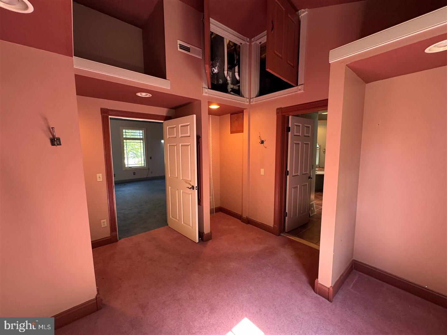 CENTER SQ GREEN - Residential