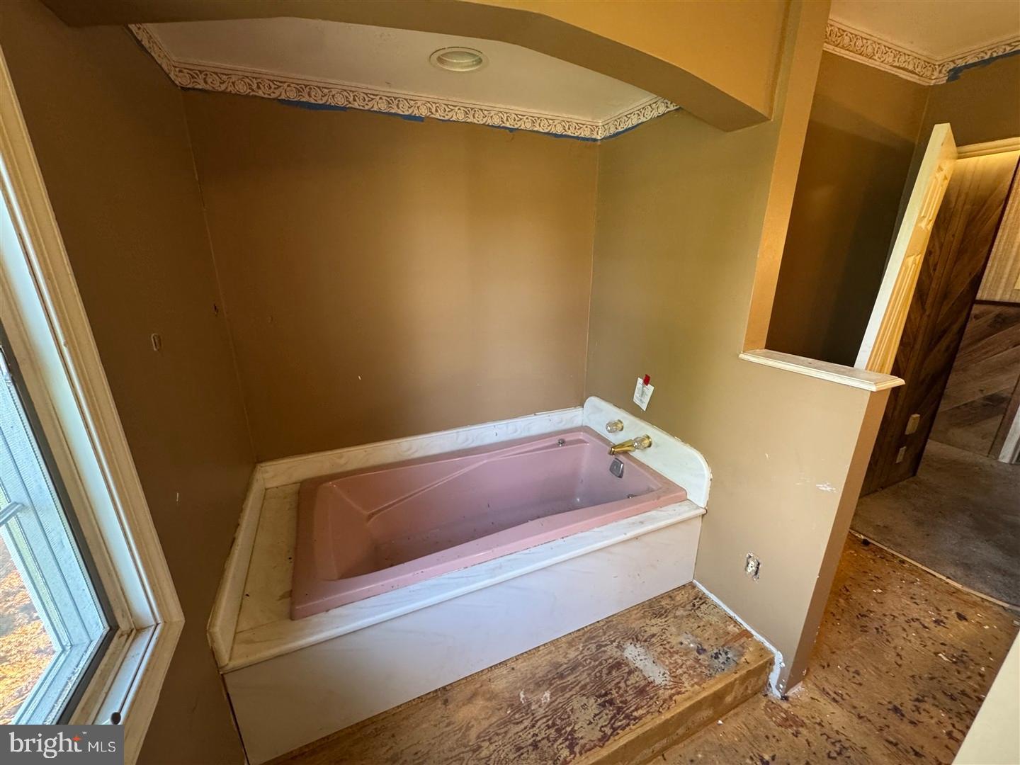 CENTER SQ GREEN - Residential