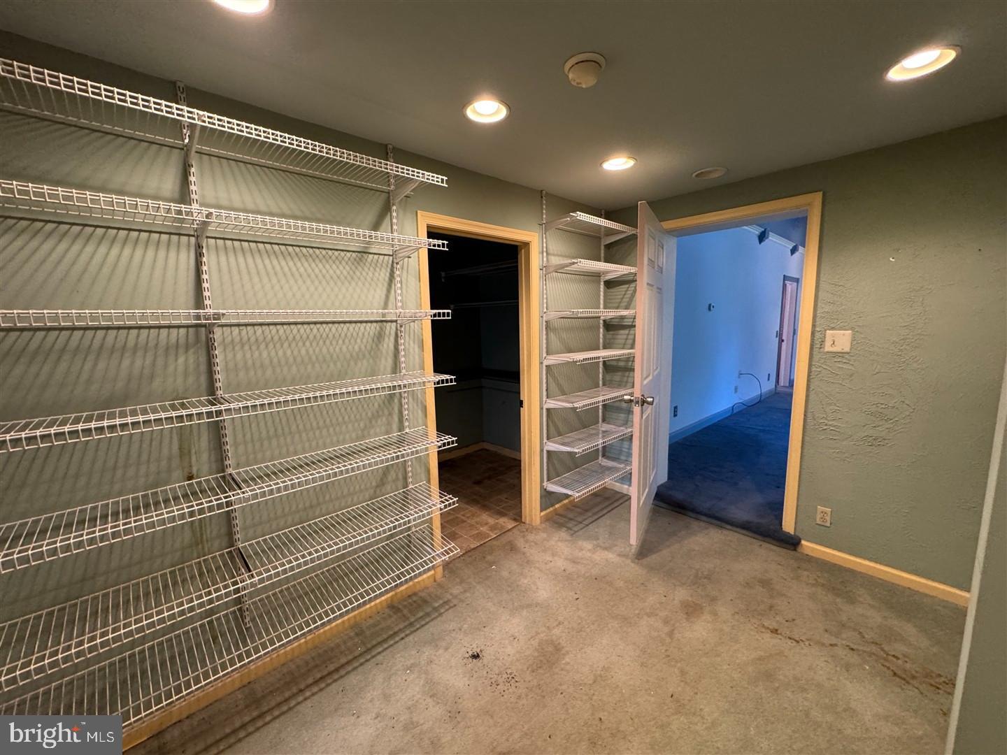 CENTER SQ GREEN - Residential