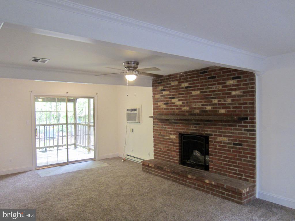 STONEYBROOKE - Residential