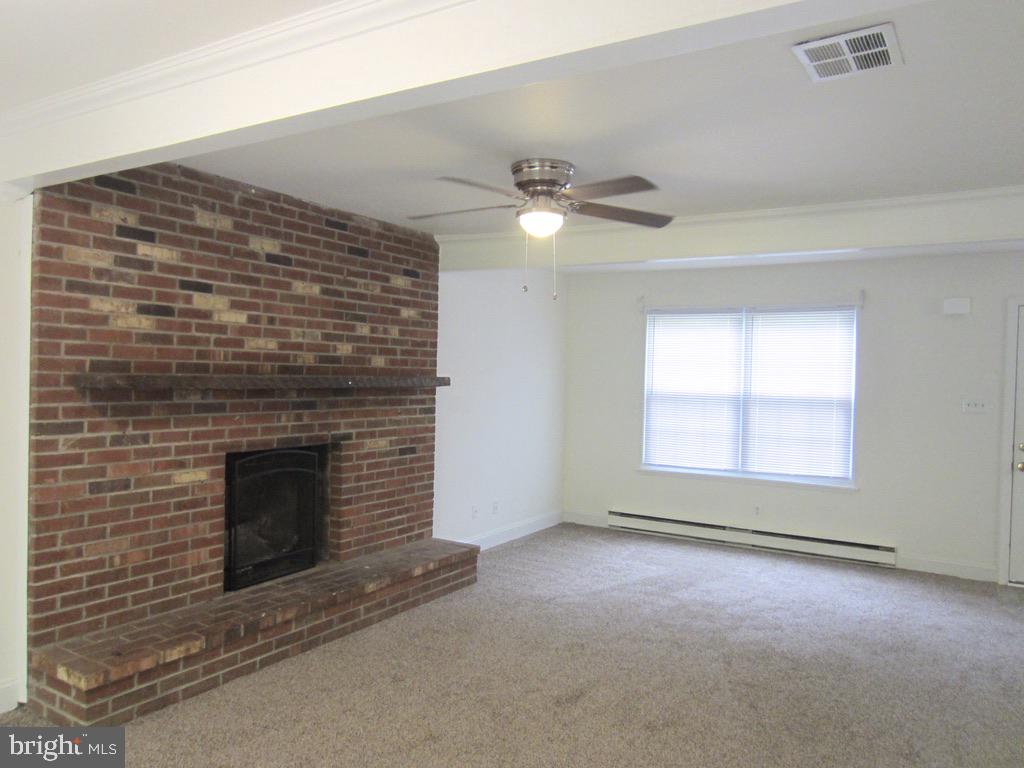 STONEYBROOKE - Residential