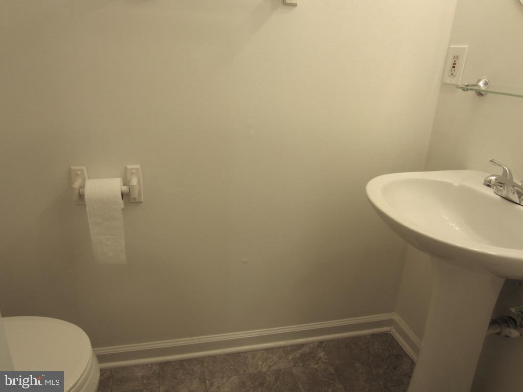 STONEYBROOKE - Residential