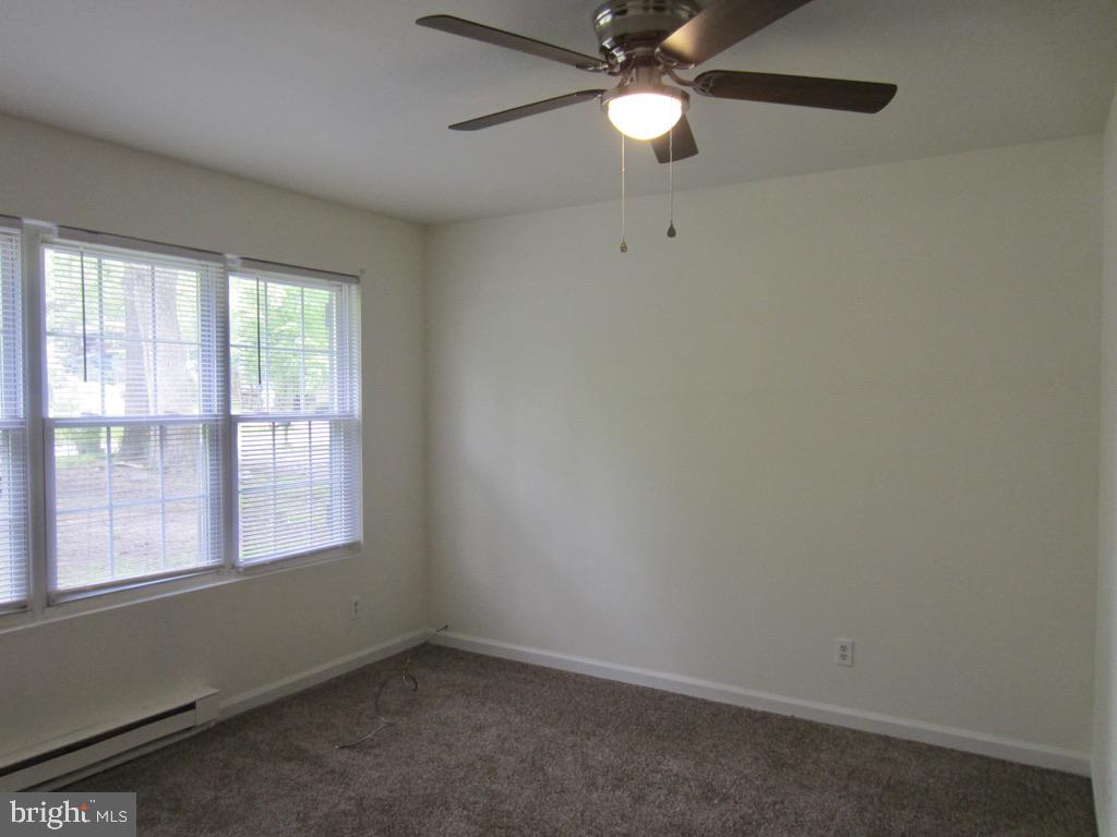 STONEYBROOKE - Residential