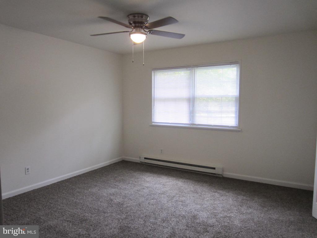 STONEYBROOKE - Residential