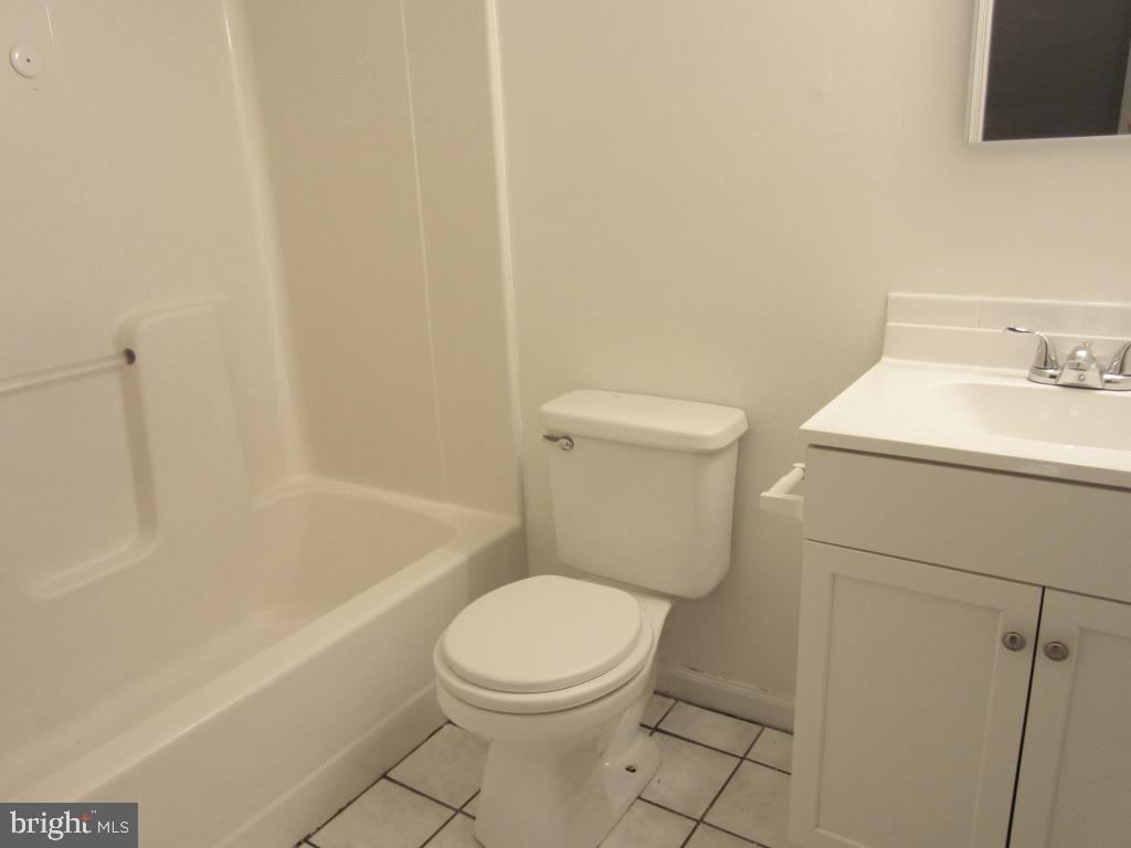 STONEYBROOKE - Residential