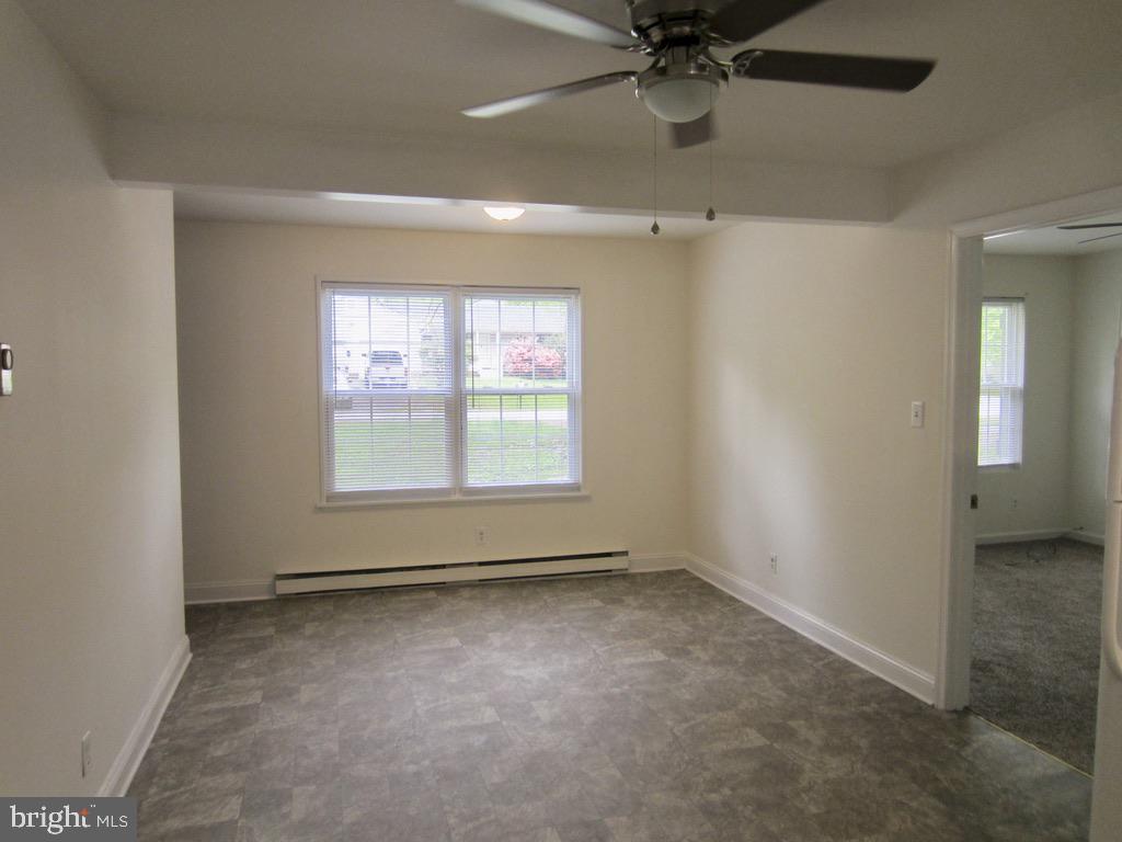 STONEYBROOKE - Residential