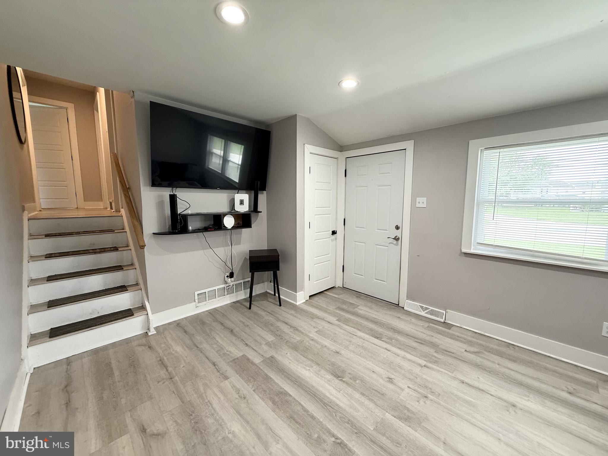 MEADOWVIEW/WEST CREEK V - Residential