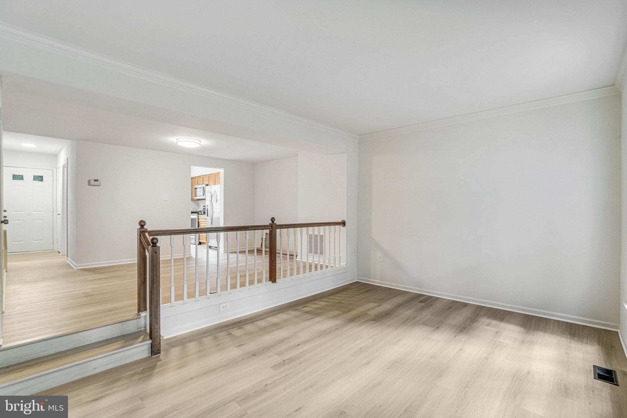 6573 SAND WEDGE COURT