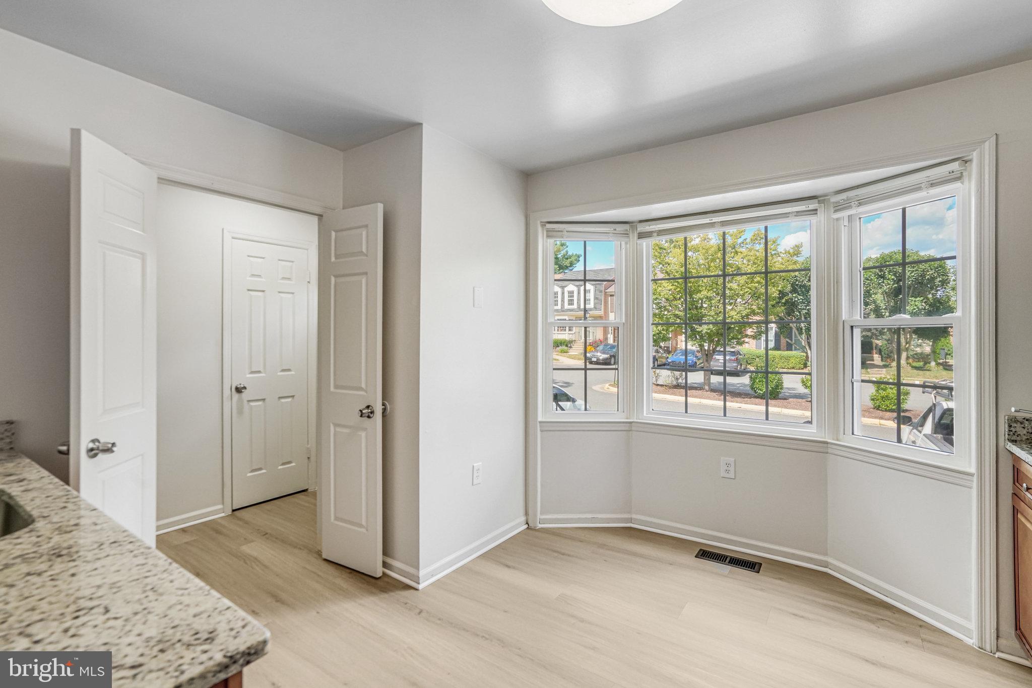 6573 SAND WEDGE COURT