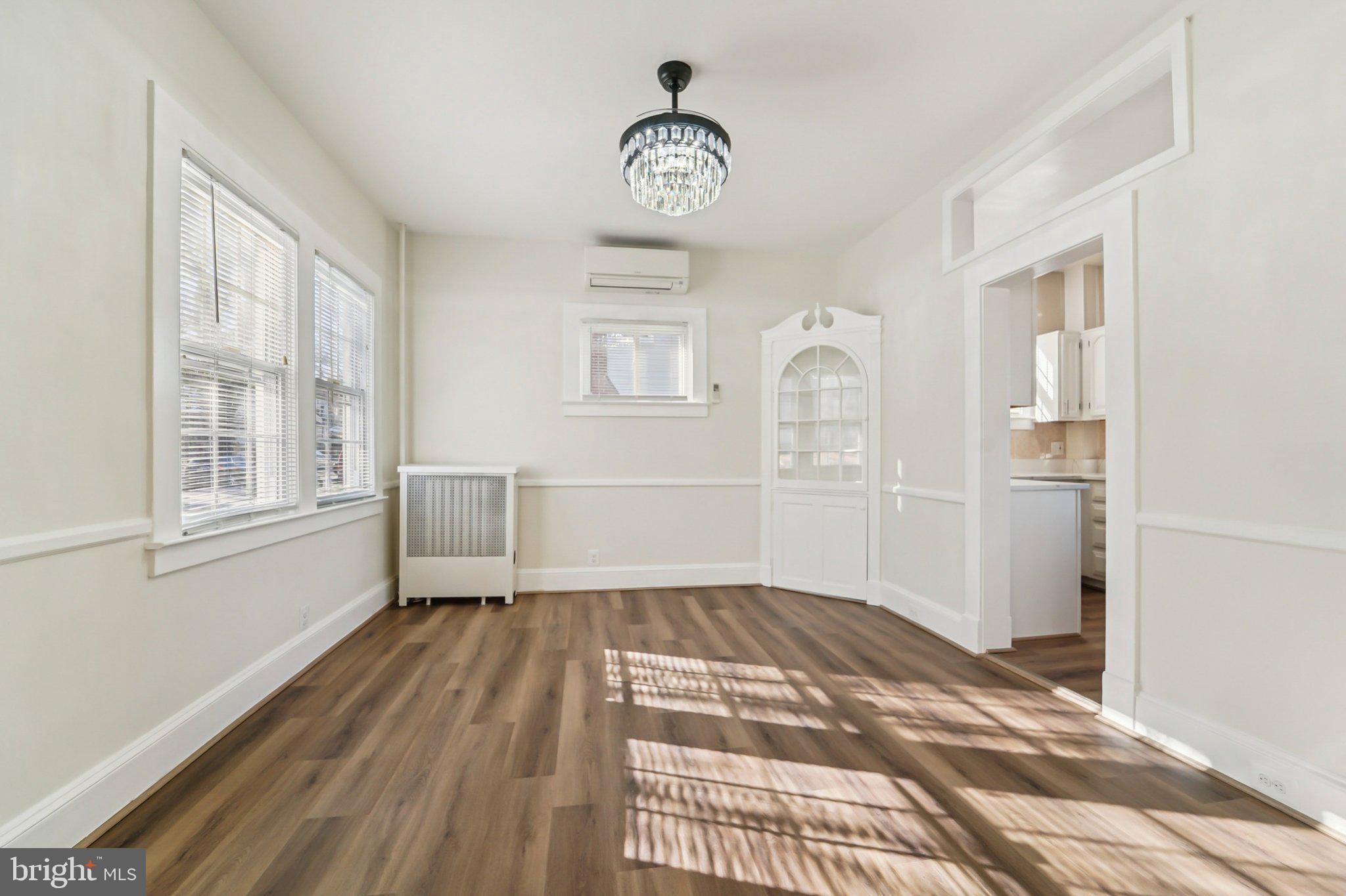 GWYNN LAKE PARK - Residential