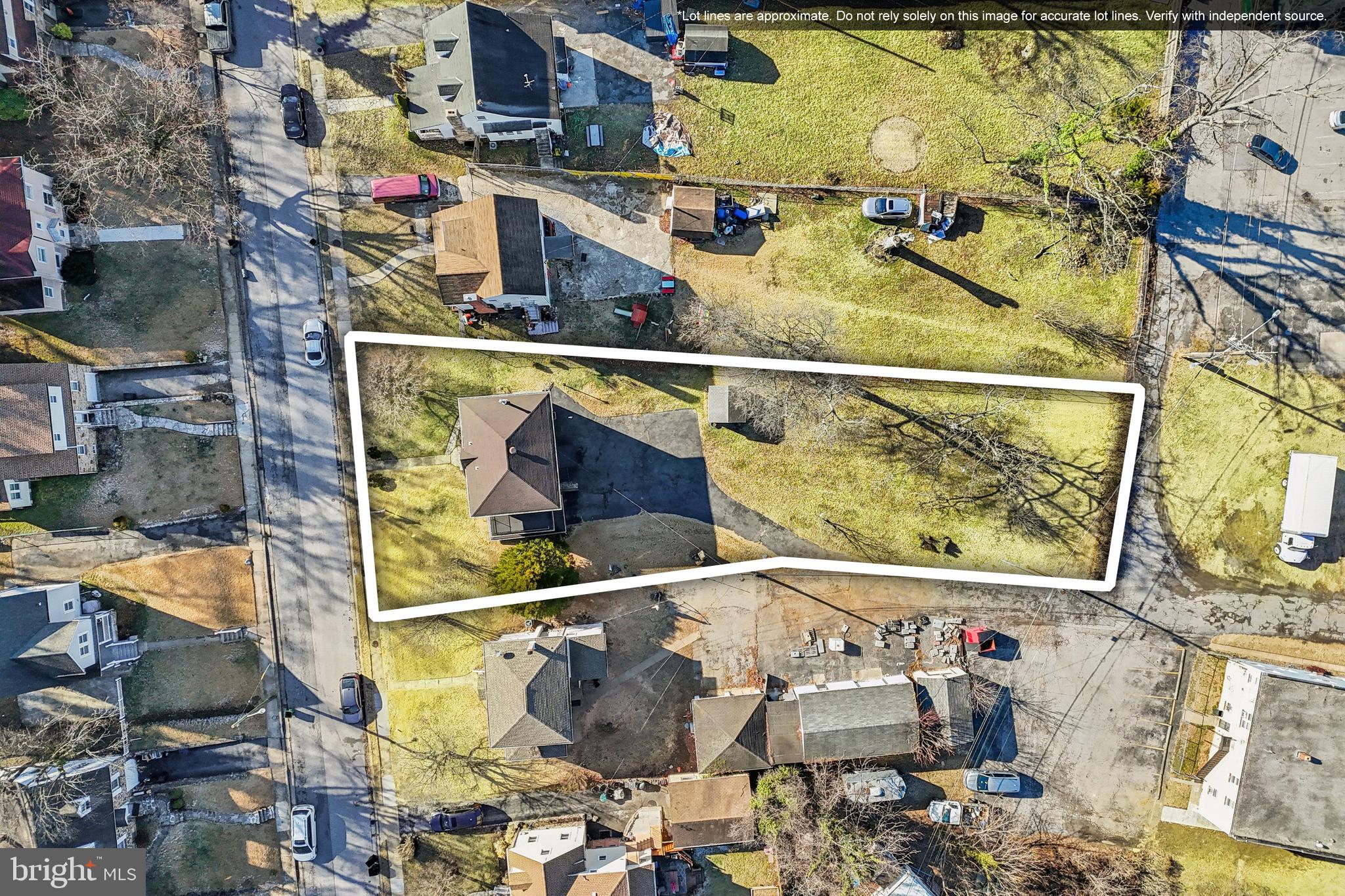 GWYNN LAKE PARK - Residential