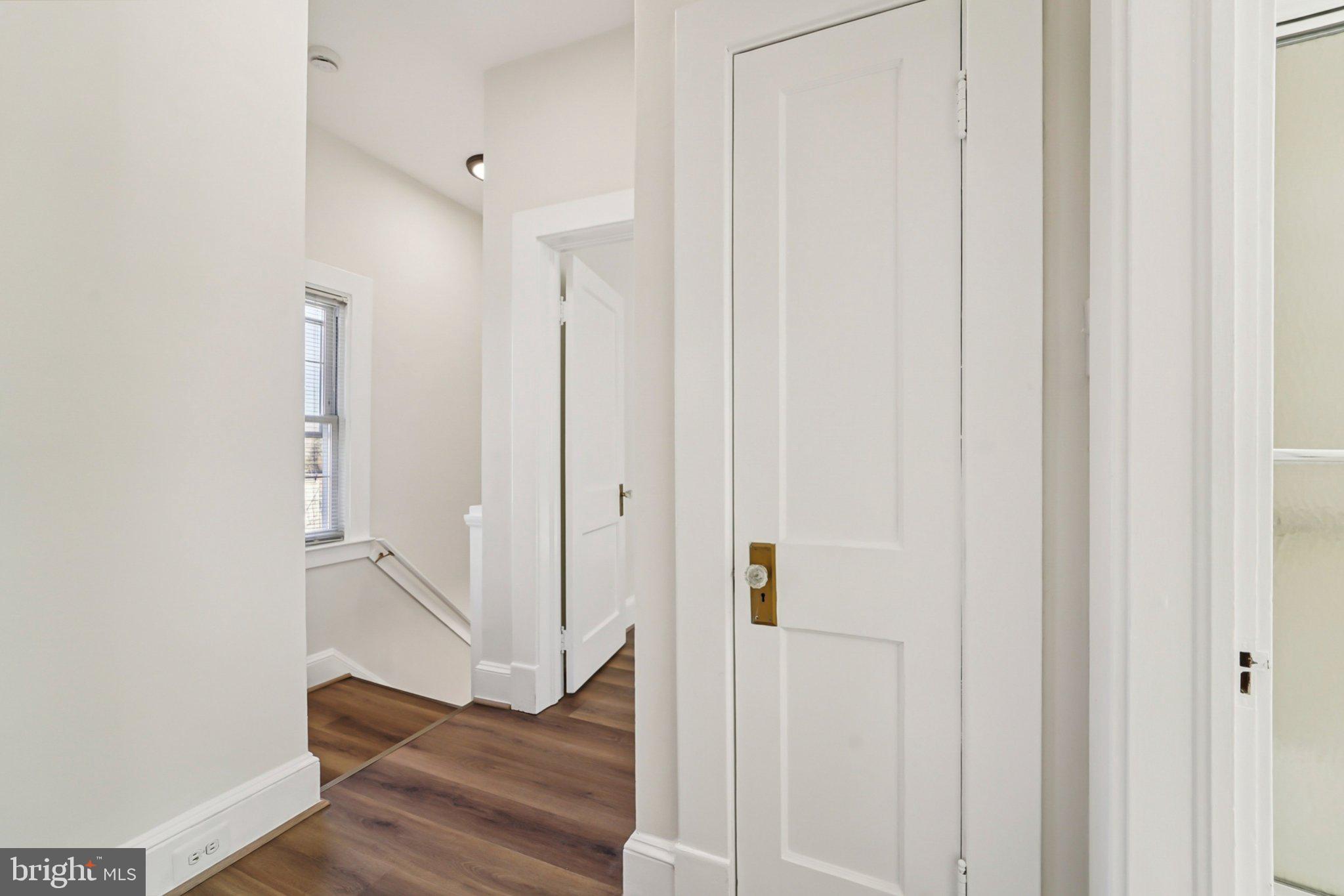 GWYNN LAKE PARK - Residential