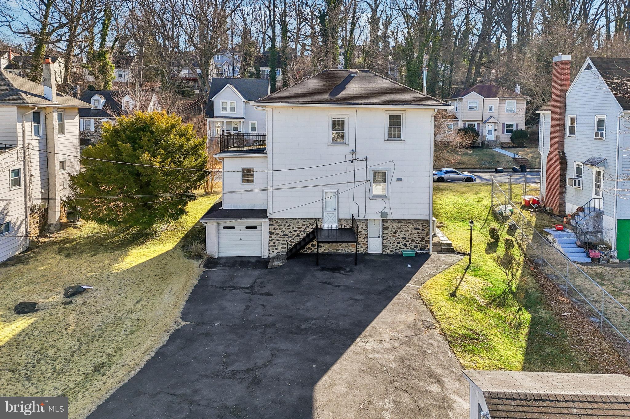 GWYNN LAKE PARK - Residential