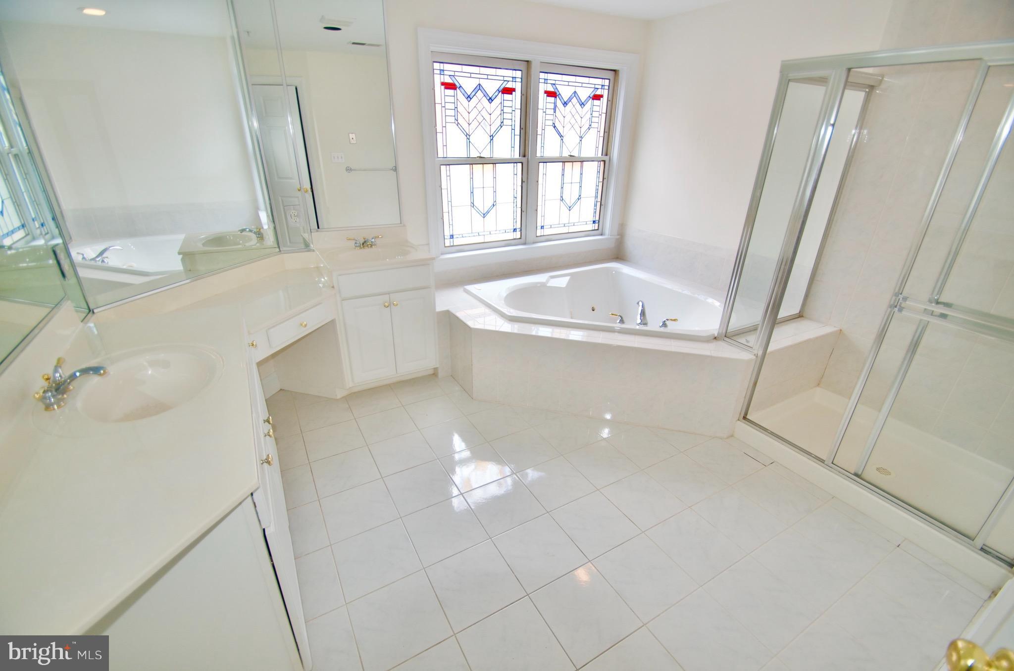 BROMPTONS - Residential