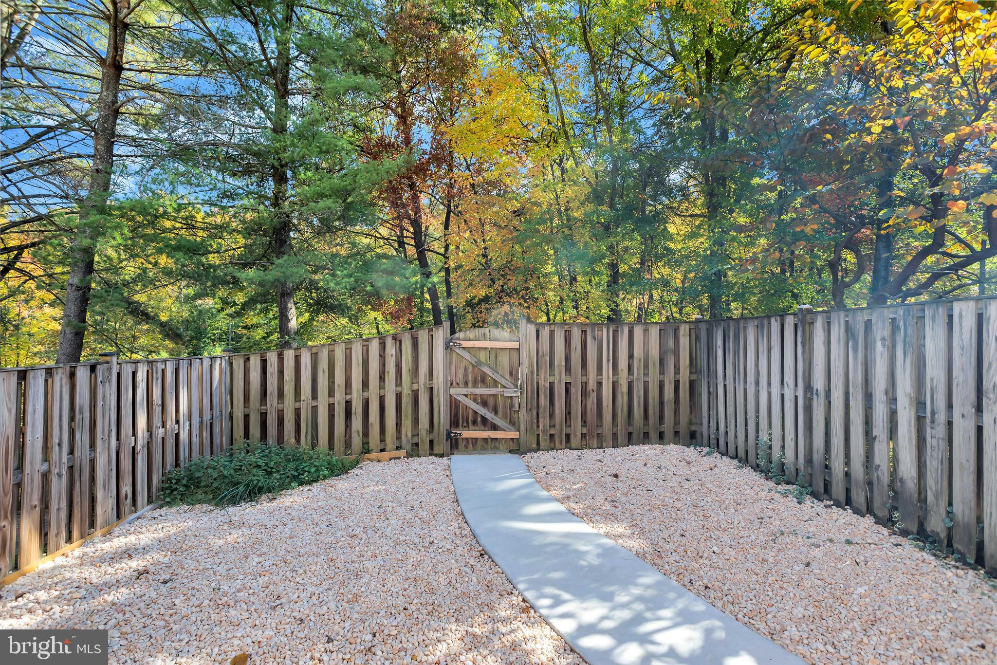 GREENTREE VILLAGE - Residential Lease