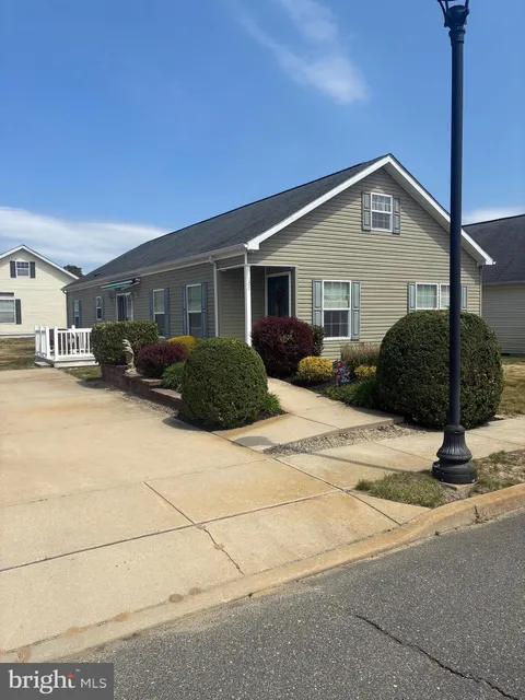 37 Paul Revere Ct Paul Revere Court, Millville, NJ MLS: NJCB2023914