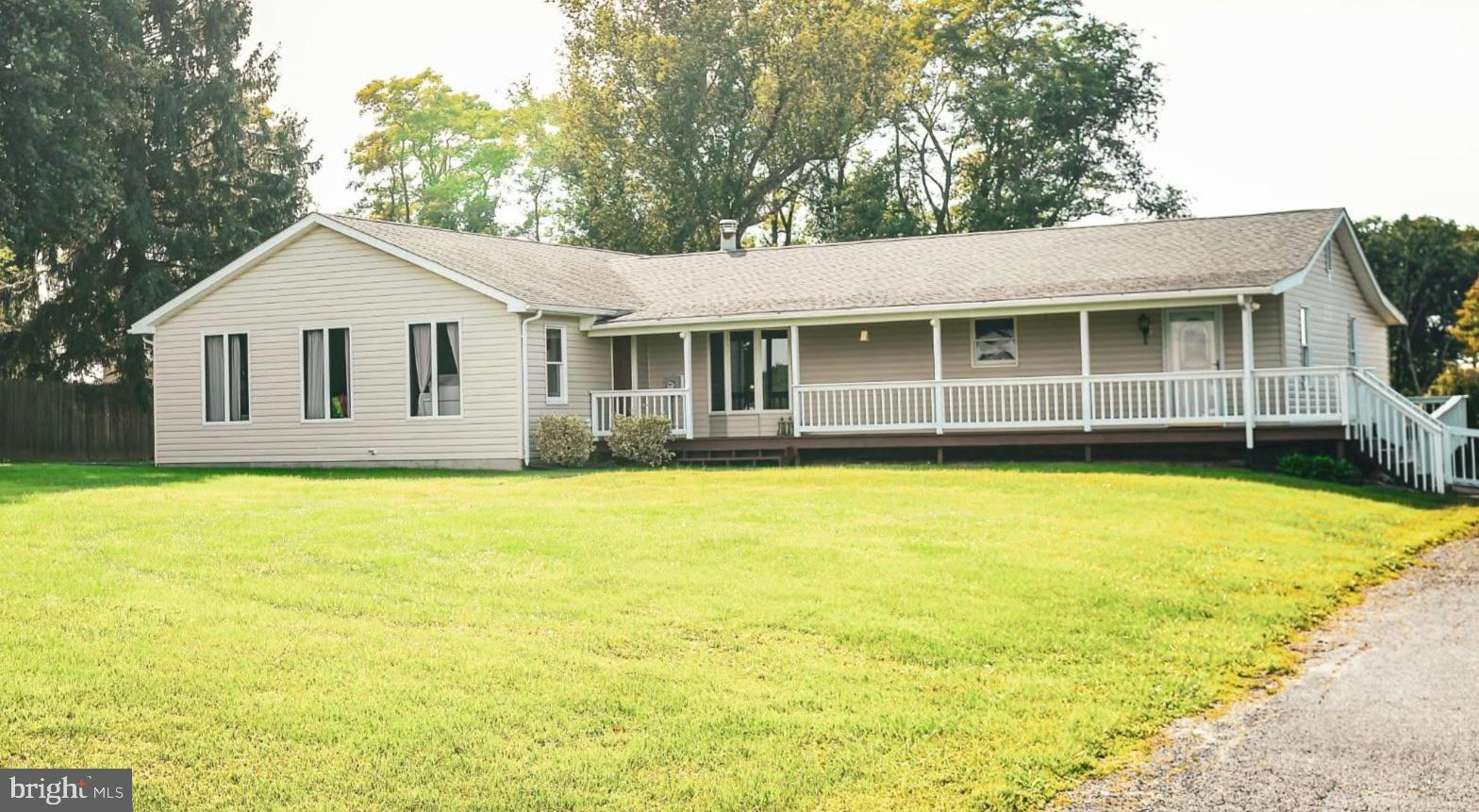 841 DOCTOR MILLER ROAD S