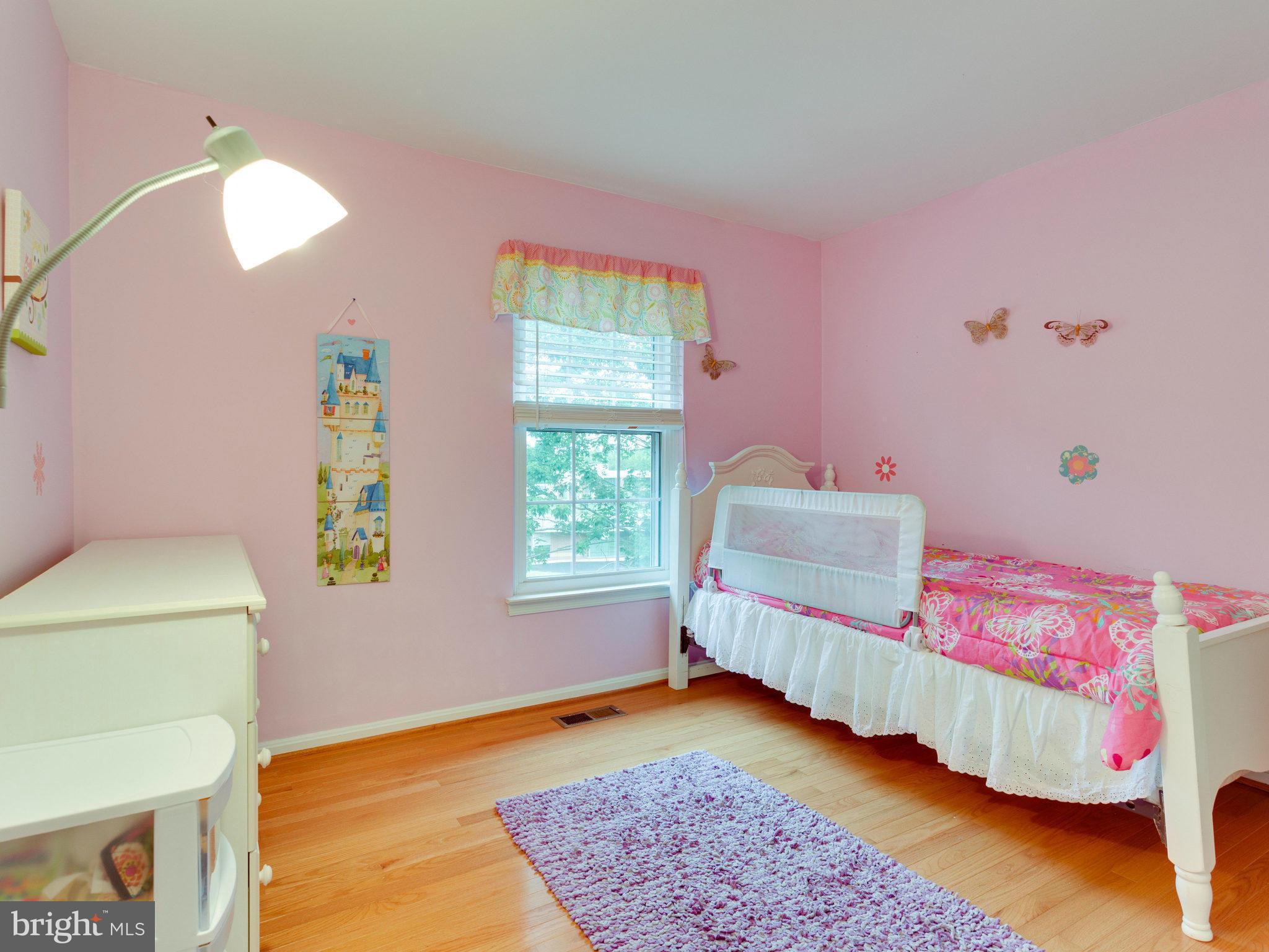 BURKE CENTRE - Residential