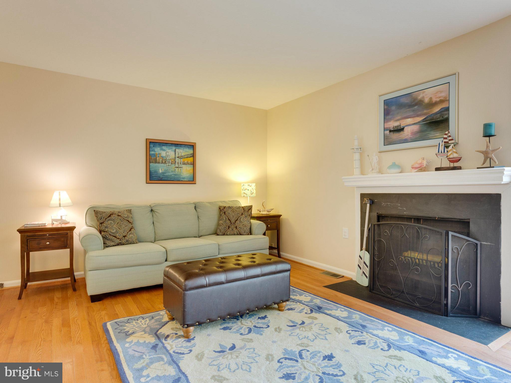 BURKE CENTRE - Residential