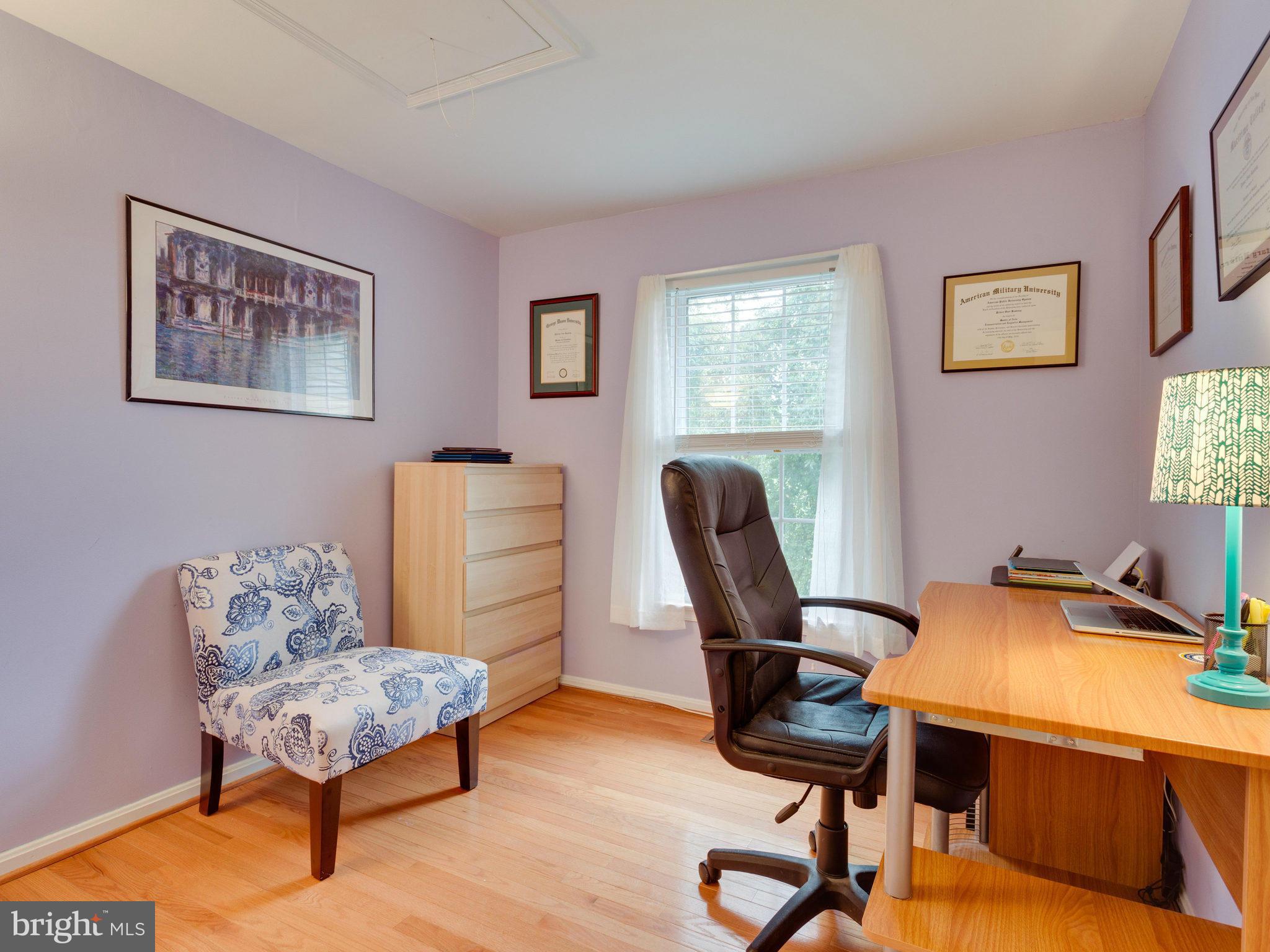 BURKE CENTRE - Residential