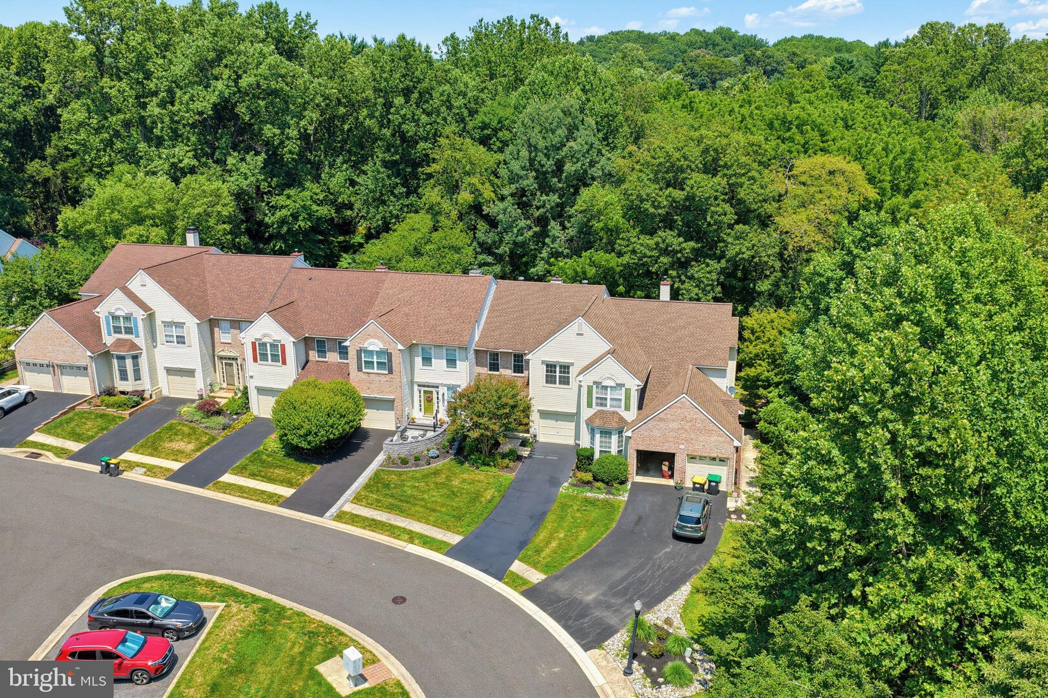 344 S WATERFORD LANE