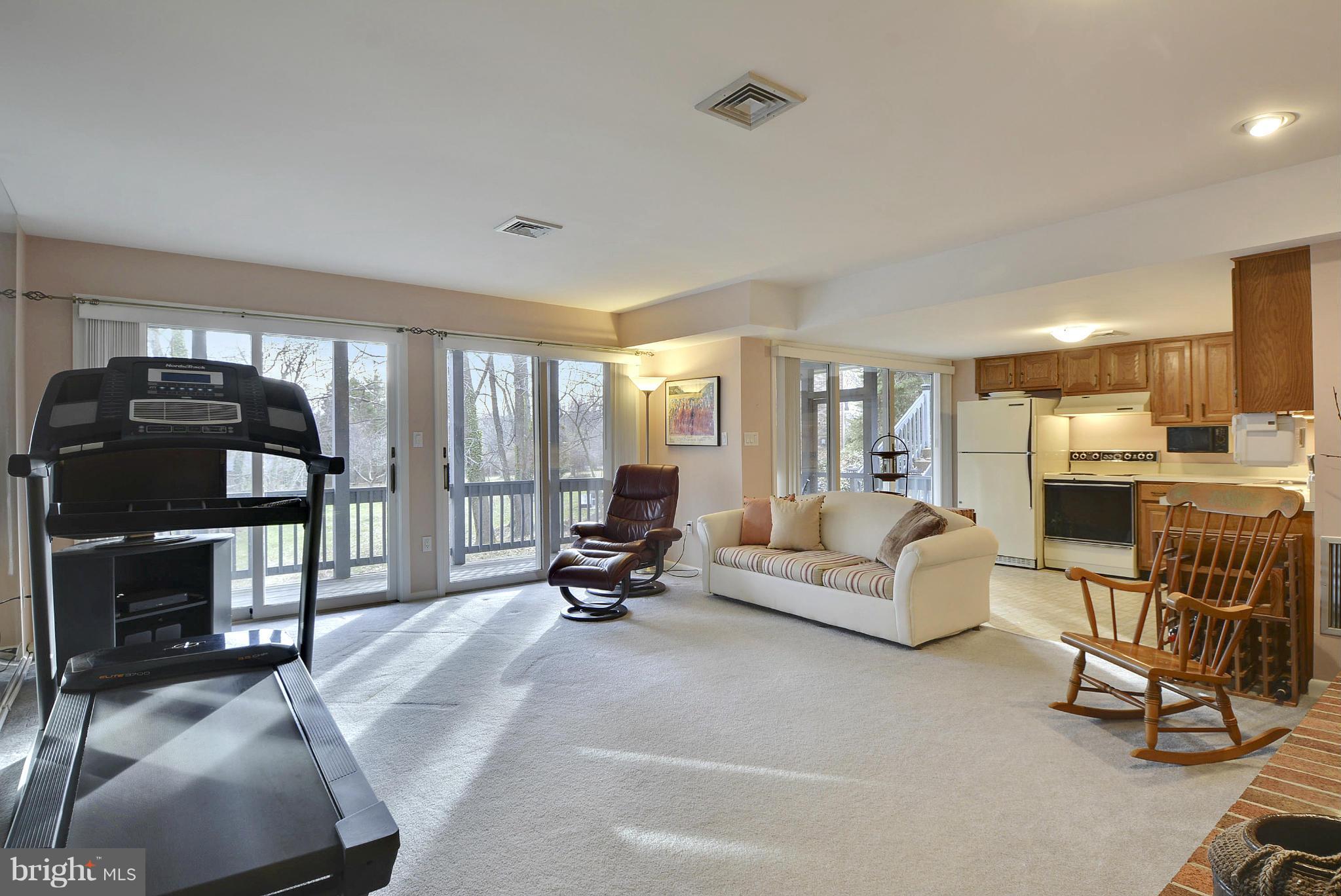 THE DOWNS - Residential